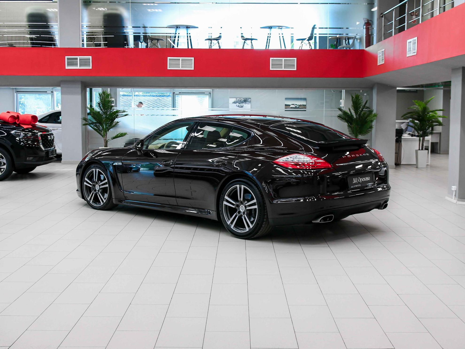 Porsche Panamera 2012, коричневый, ДЦ Орехово