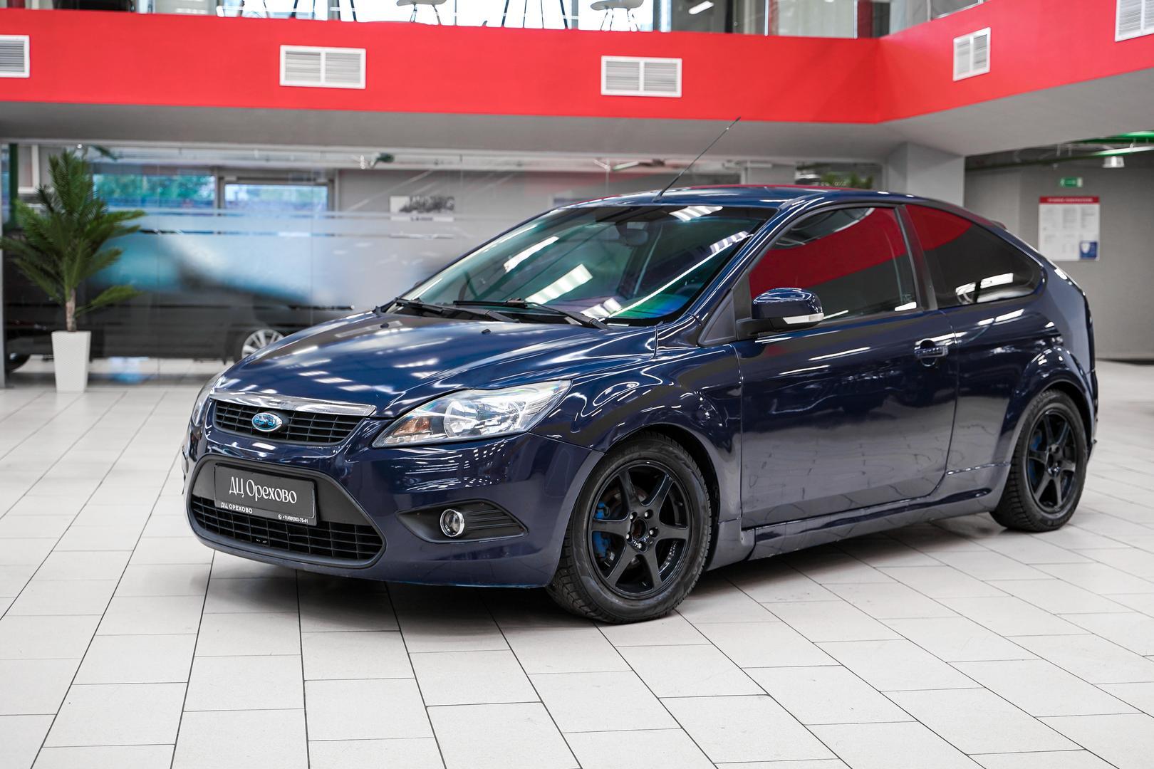 Ford Focus 2010, синий, ДЦ Орехово