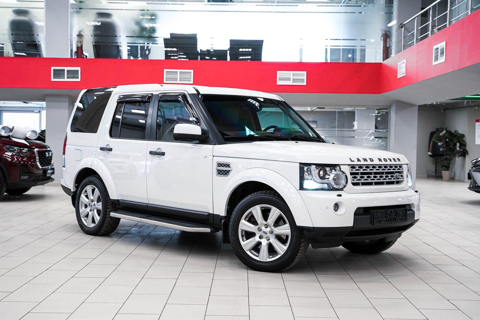 Land Rover Discovery 2013, белый, ДЦ Орехово