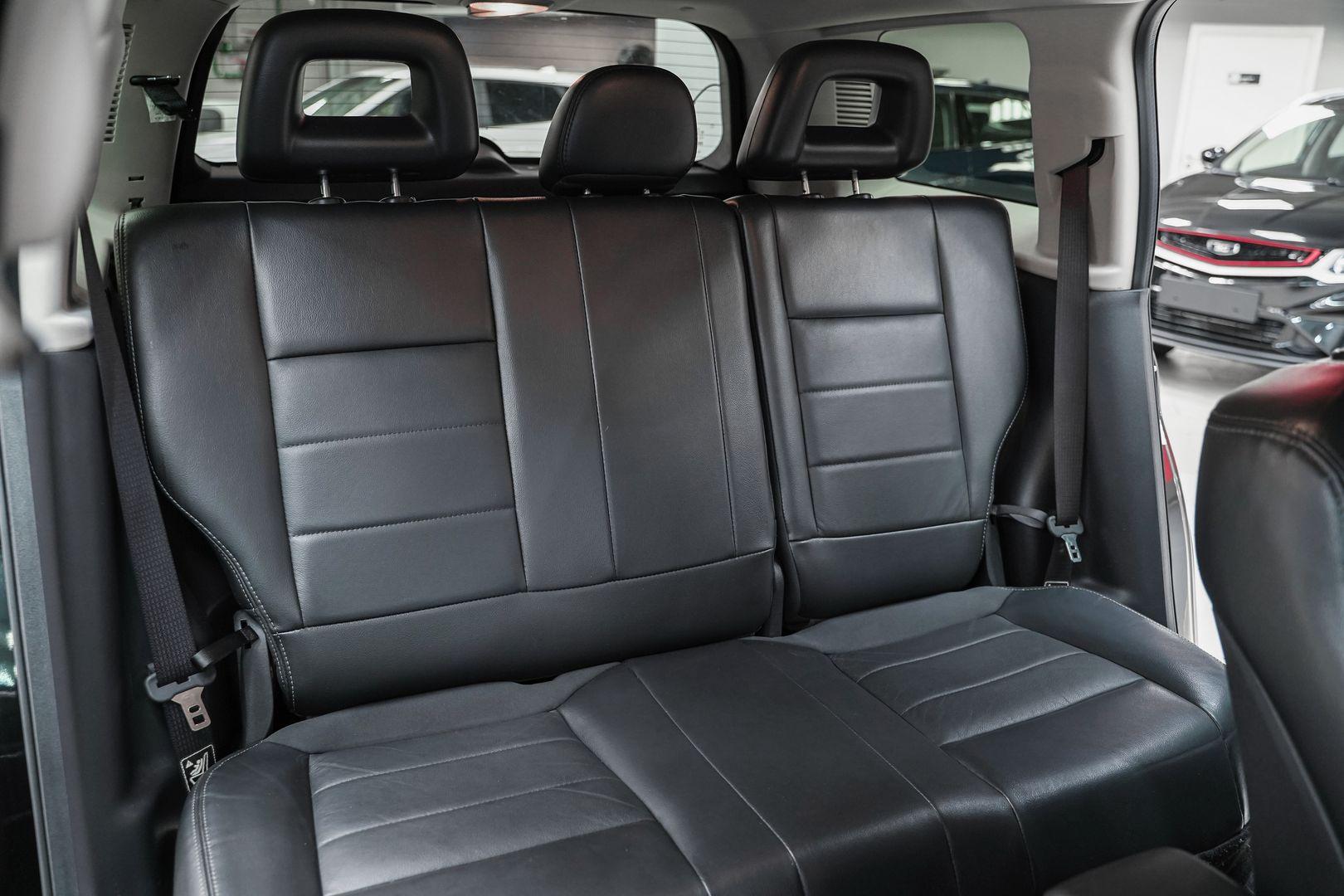 Jeep Liberty (Patriot) 2012, черный, ДЦ Орехово