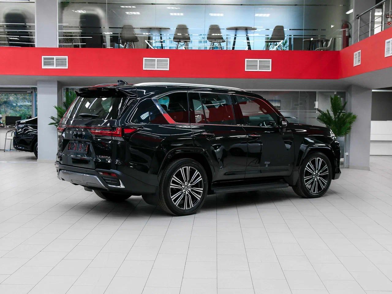 Lexus LX 2026, черный, ДЦ Орехово
