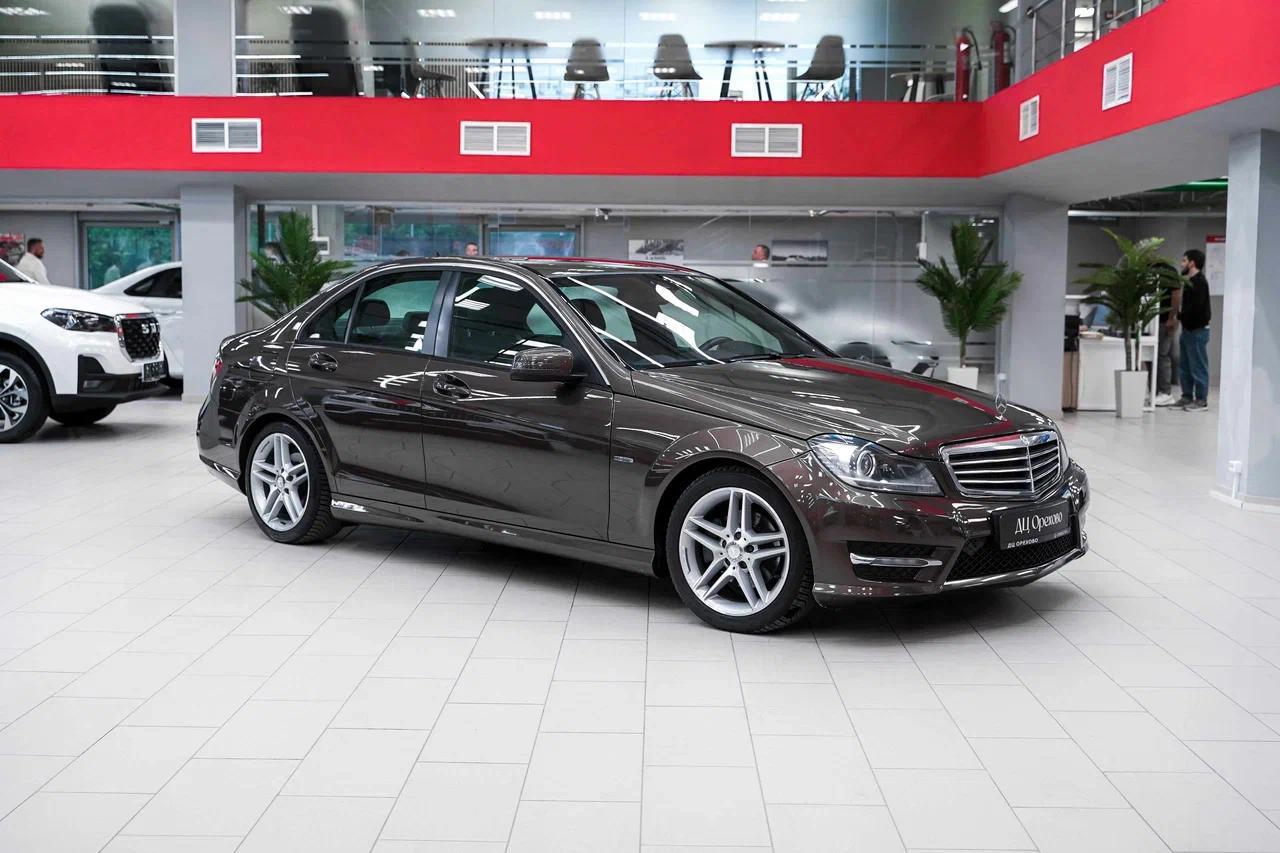 Mercedes-Benz C-Класс 2012, коричневый, ДЦ Орехово