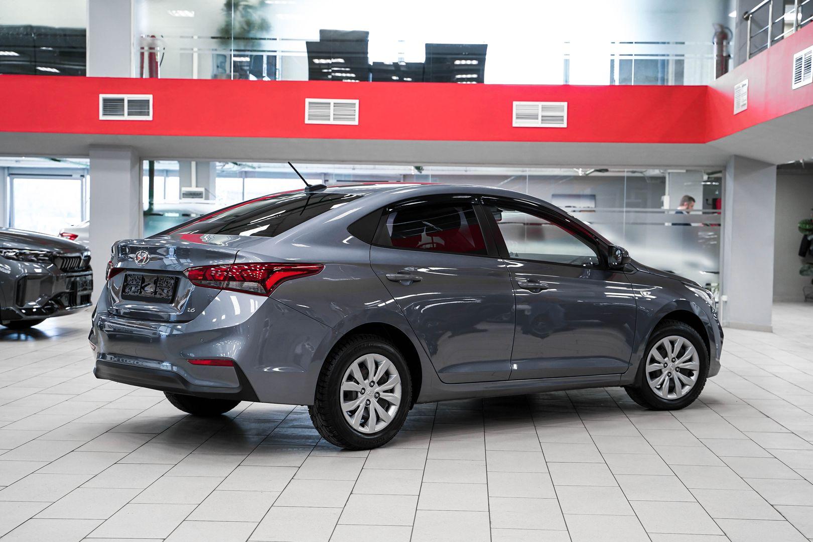 Hyundai Solaris 2019, серый, ДЦ Орехово