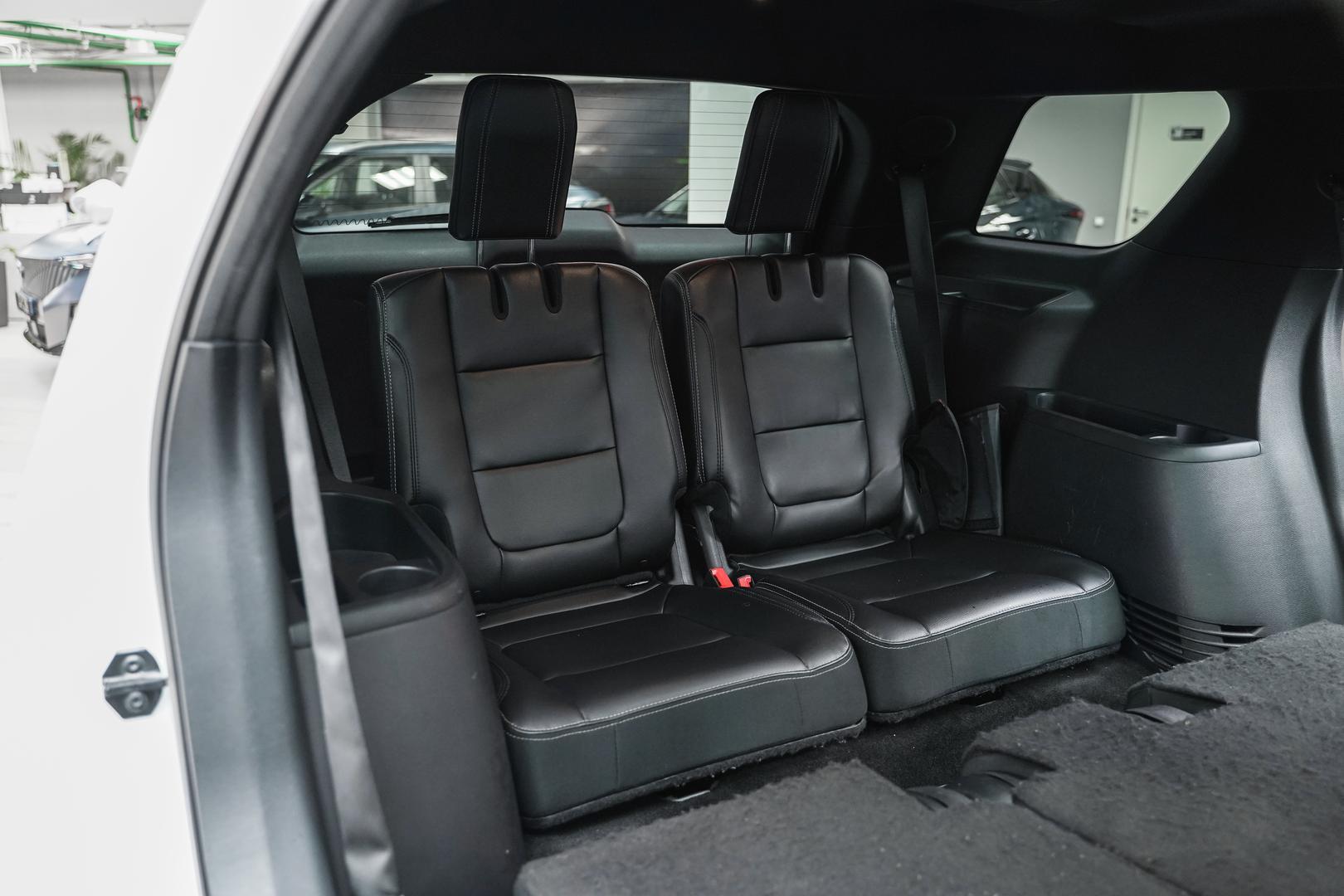 Ford Explorer 2017, белый, ДЦ Орехово