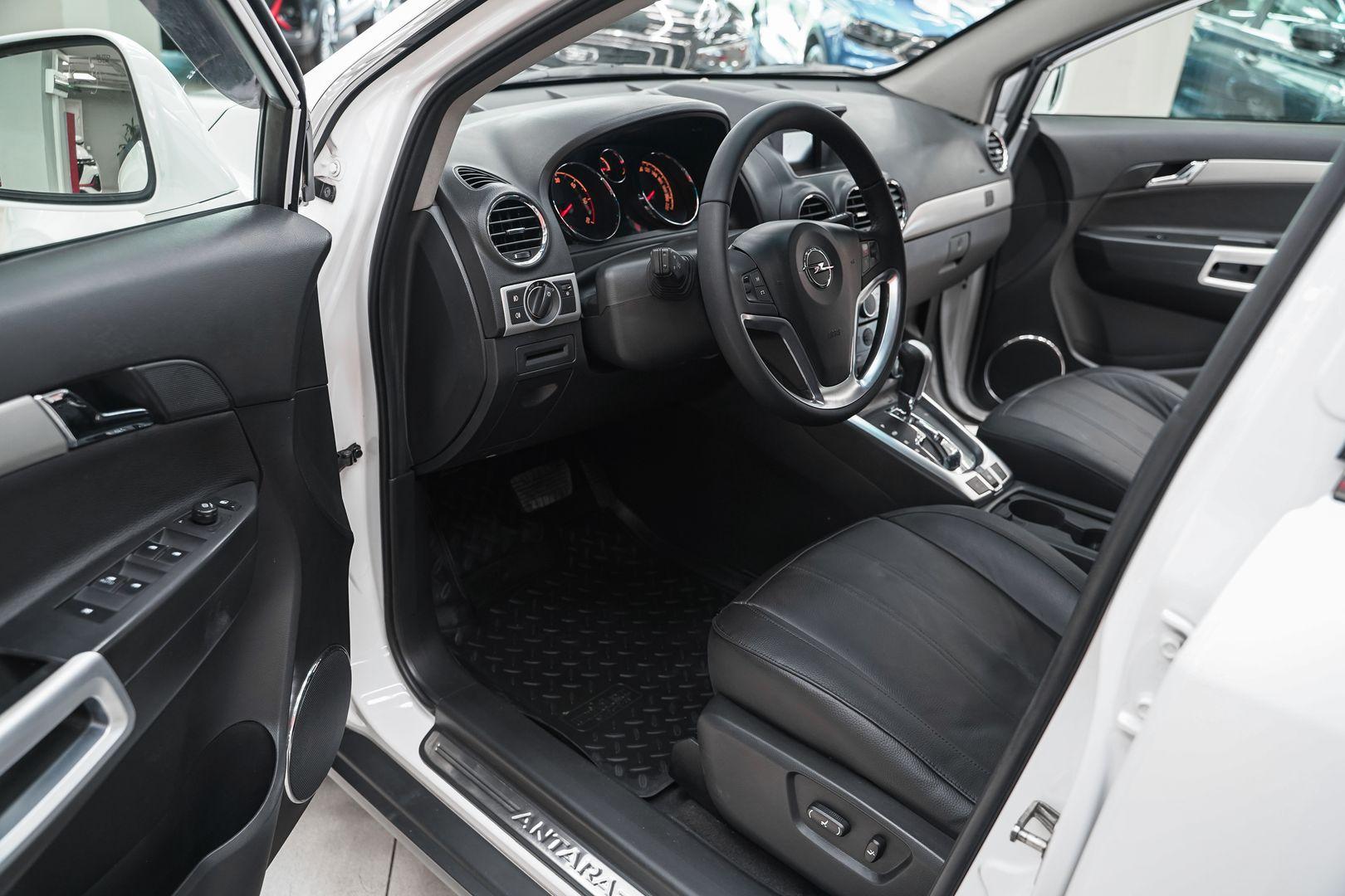 Opel Antara 2013, белый, ДЦ Орехово