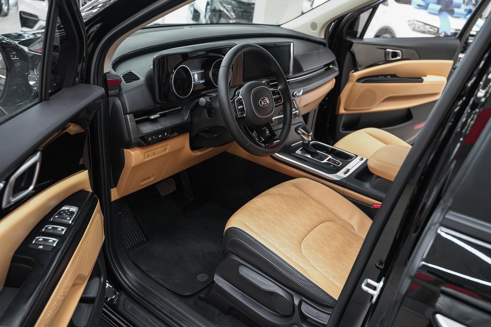 Kia Carnival 2021, черный, ДЦ Орехово