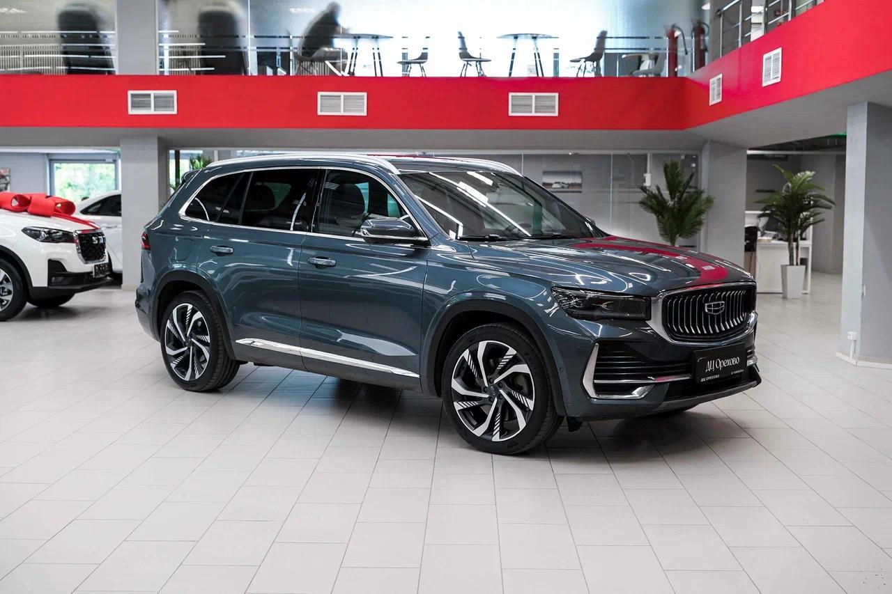 Geely Monjaro 2023, серый, ДЦ Орехово