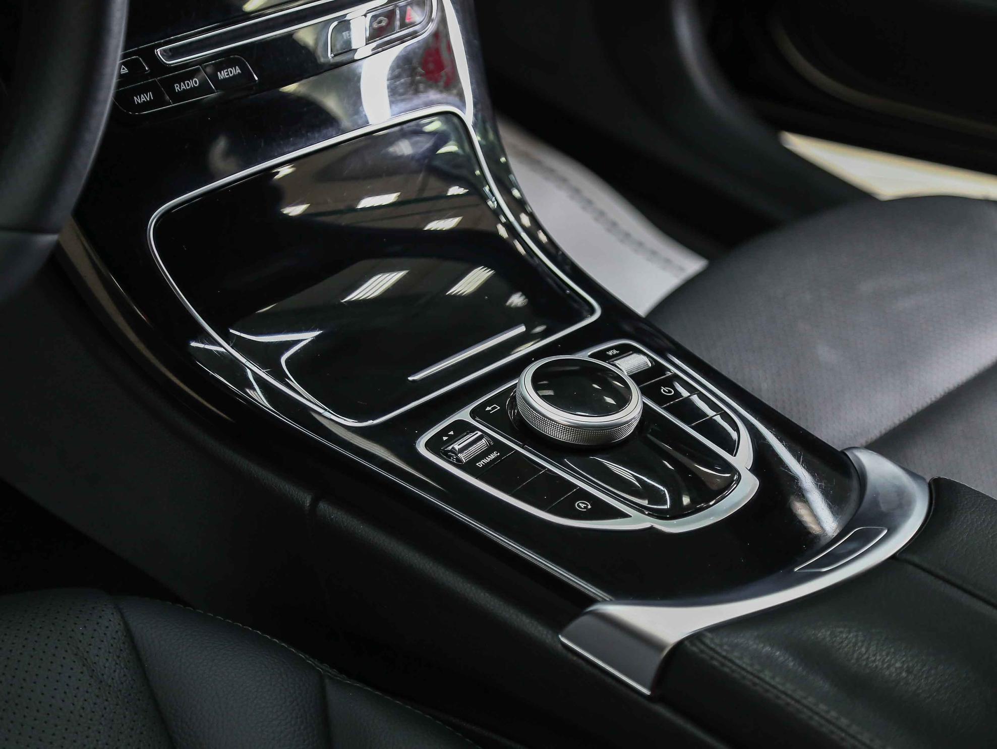 Mercedes-Benz C-Класс 2015, черный, ДЦ Орехово