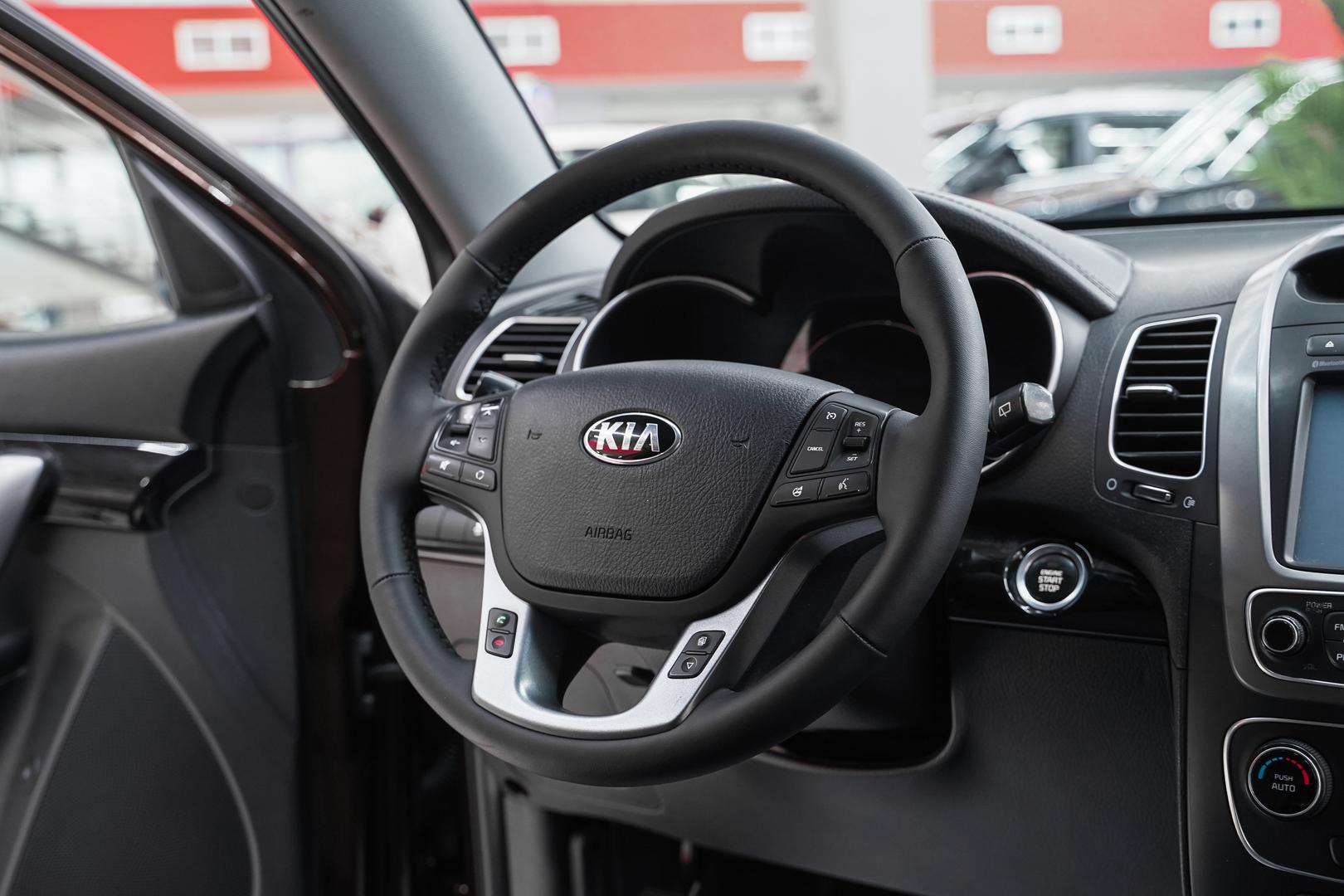 Kia Sorento 2015, коричневый, ДЦ Орехово