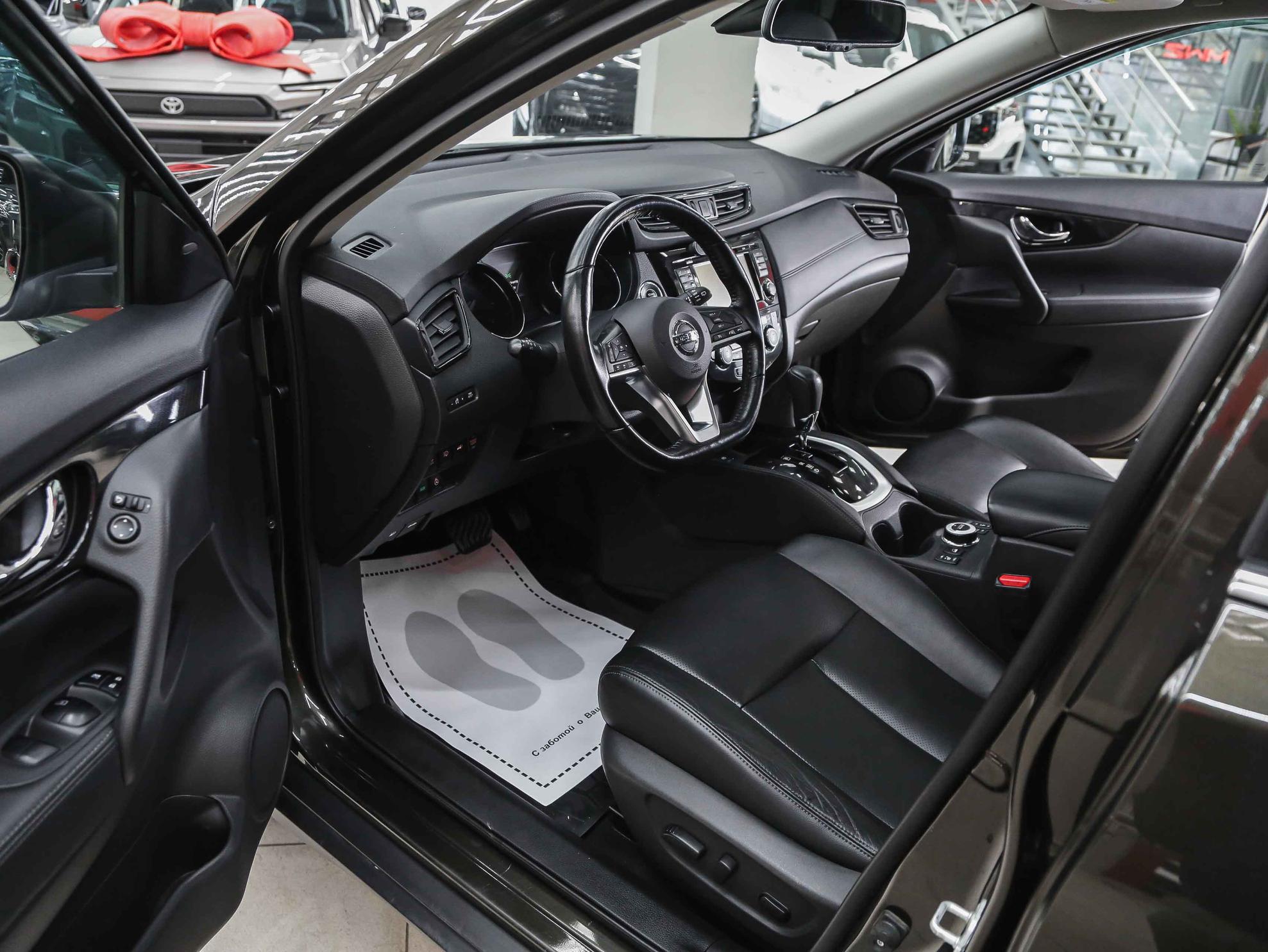 Nissan X-Trail 2019, зеленый, ДЦ Орехово