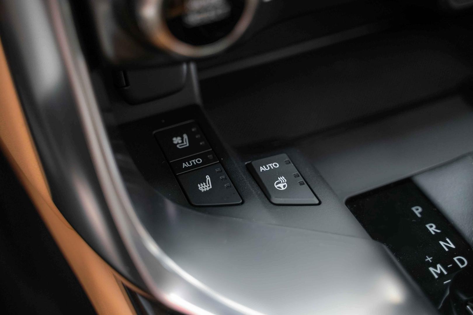 Lexus LX 2026, черный, ДЦ Орехово