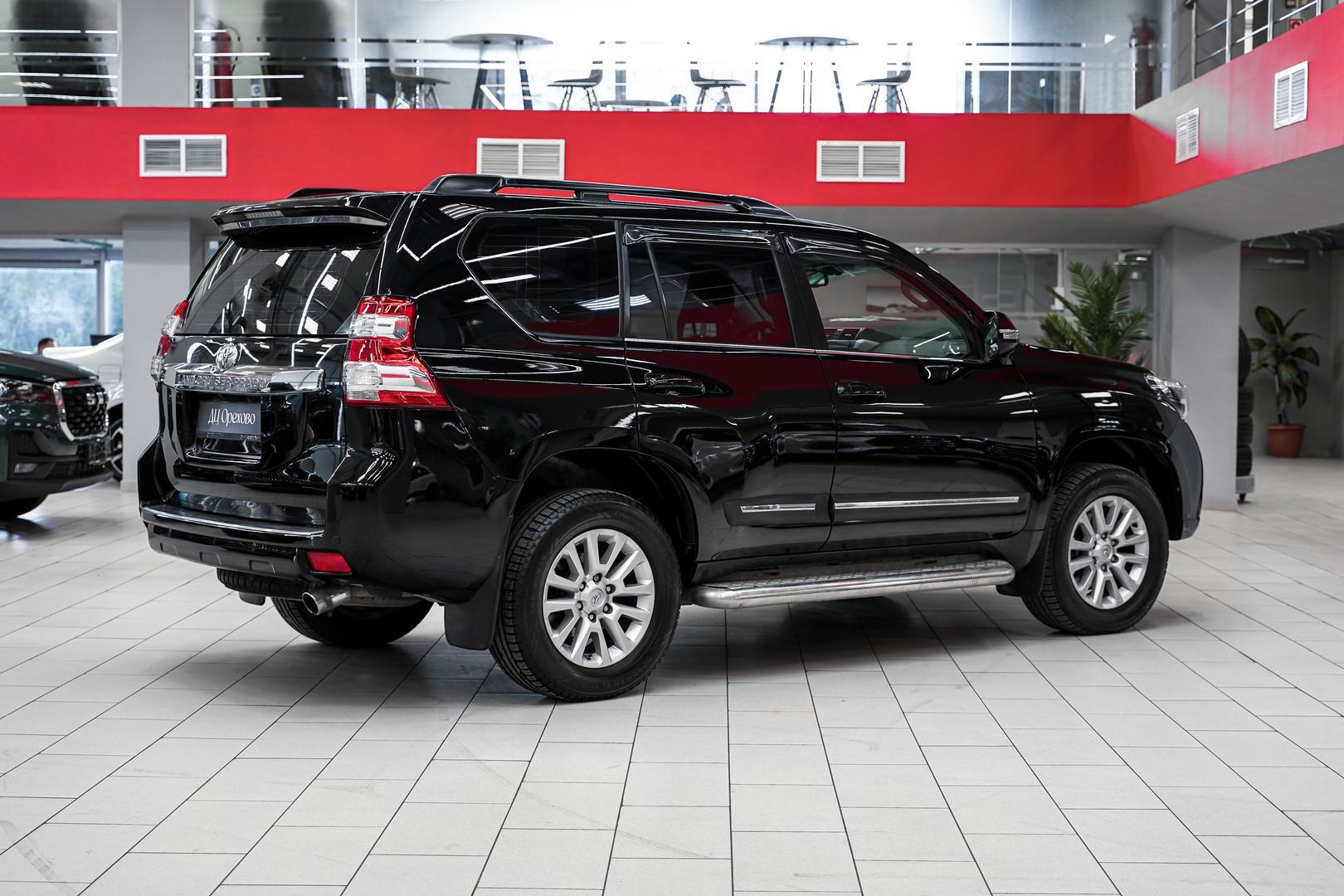 Toyota Land Cruiser Prado 2014, черный, ДЦ Орехово