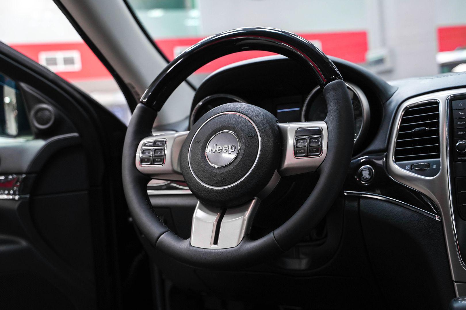 Jeep Grand Cherokee 2012, черный, ДЦ Орехово