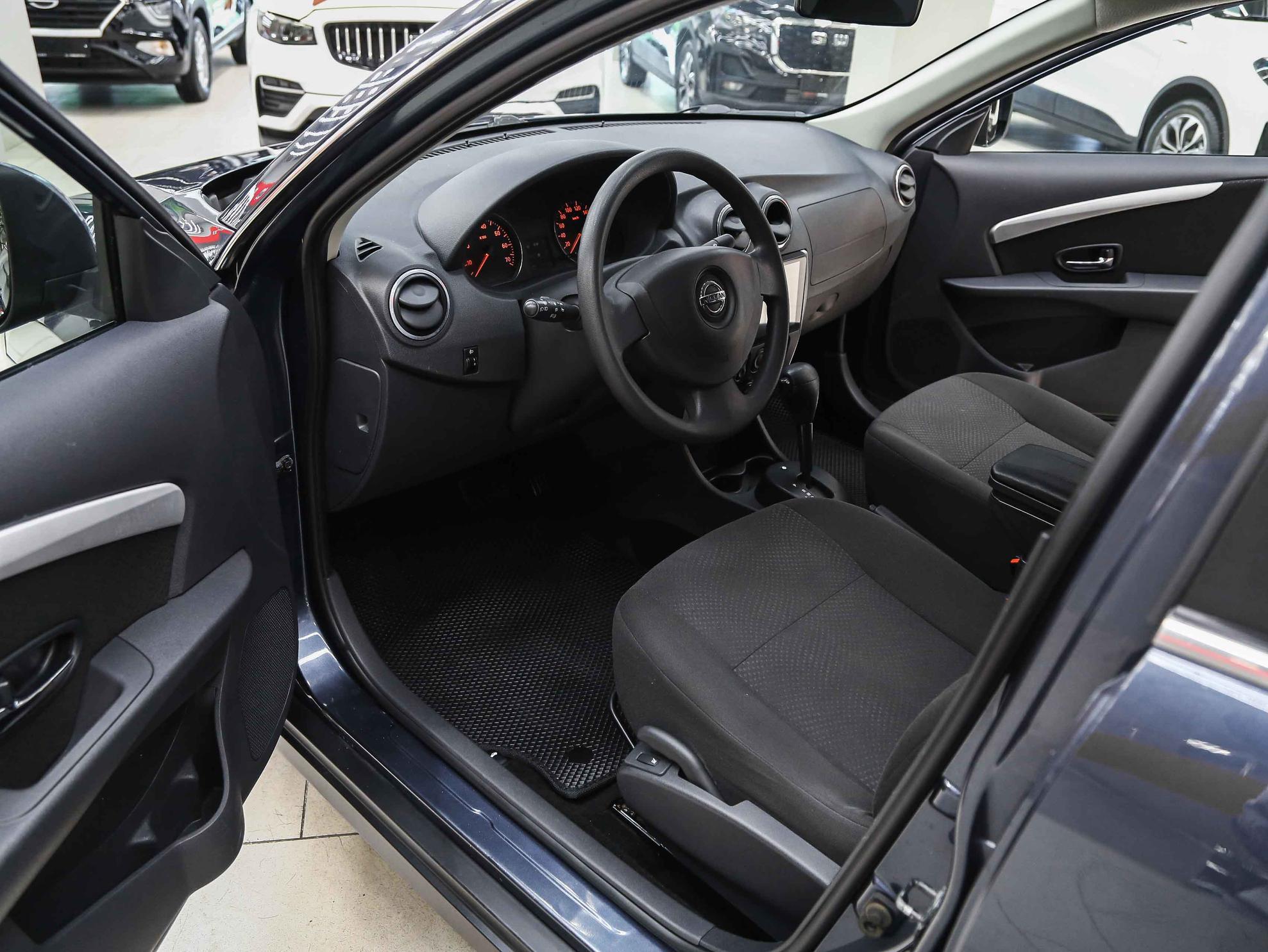 Nissan Almera 2017, синий, ДЦ Орехово