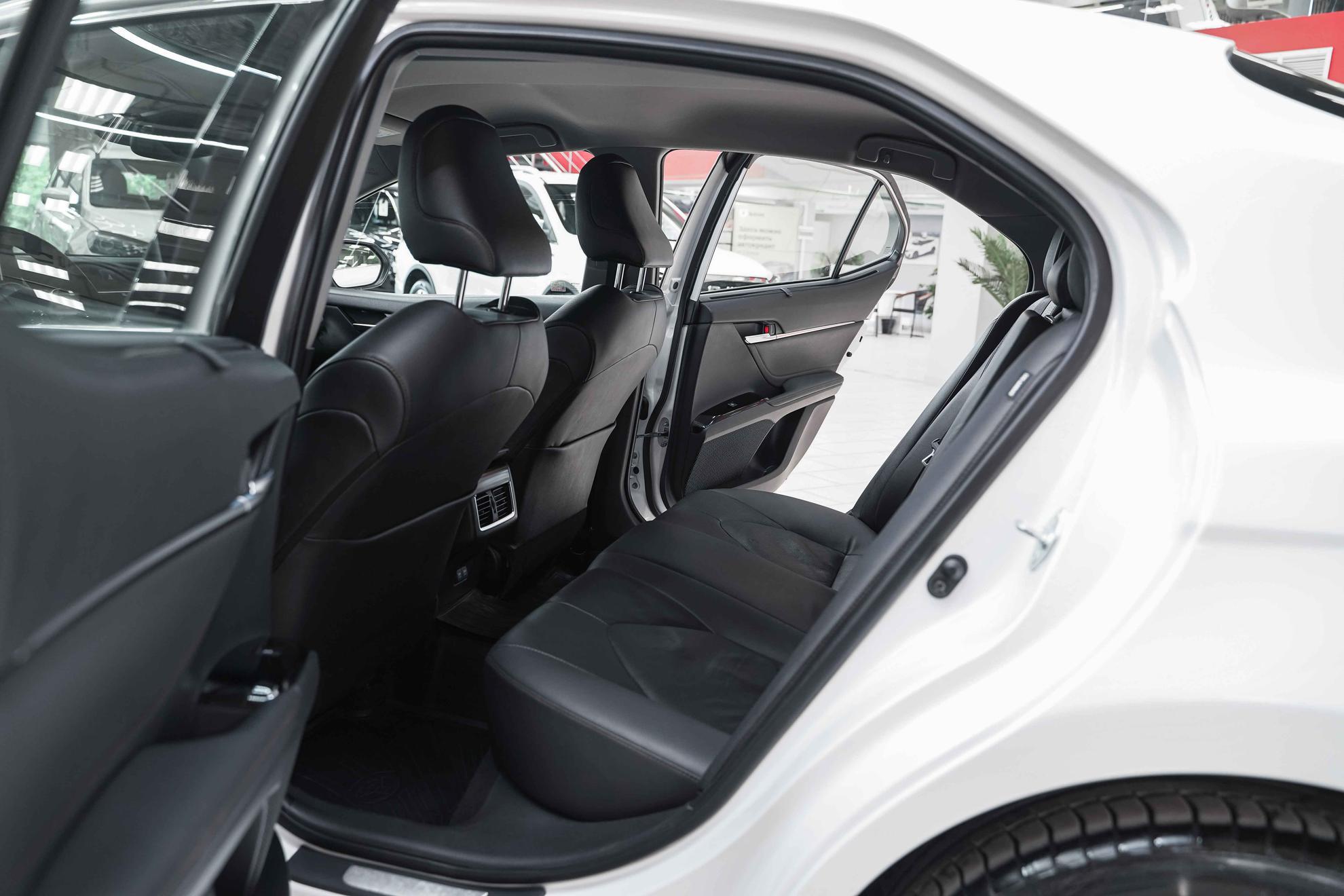 Toyota Camry 2019, черный, ДЦ Орехово