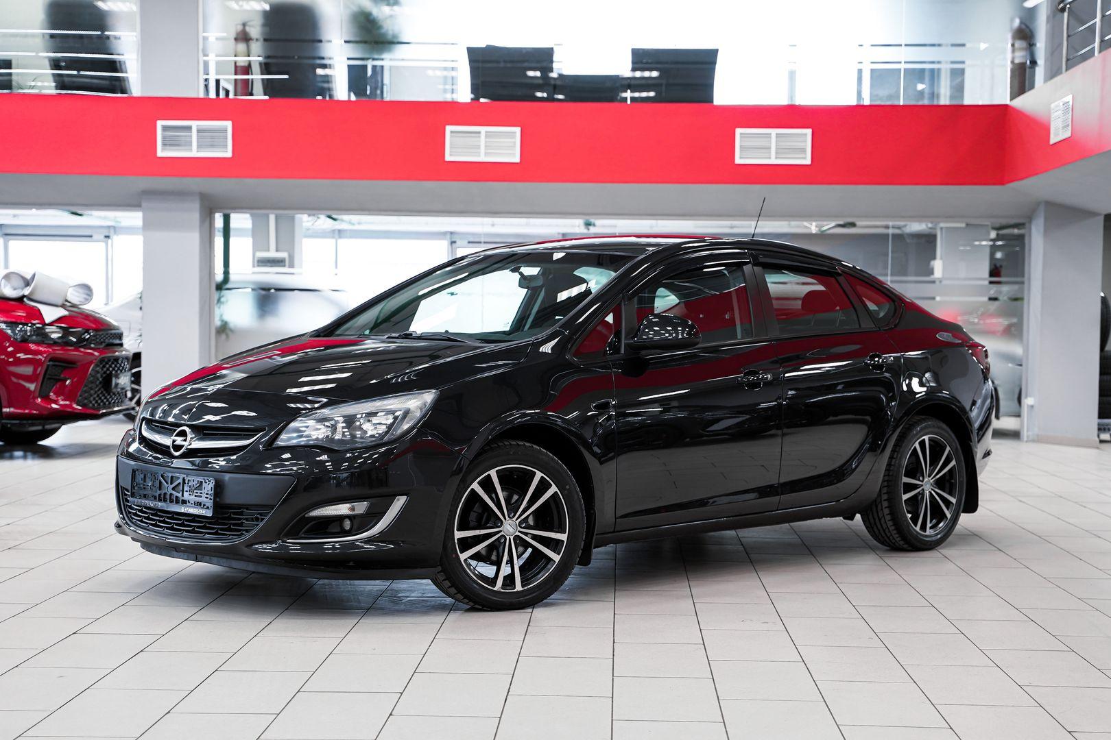 Opel Astra 2013, черный, ДЦ Орехово