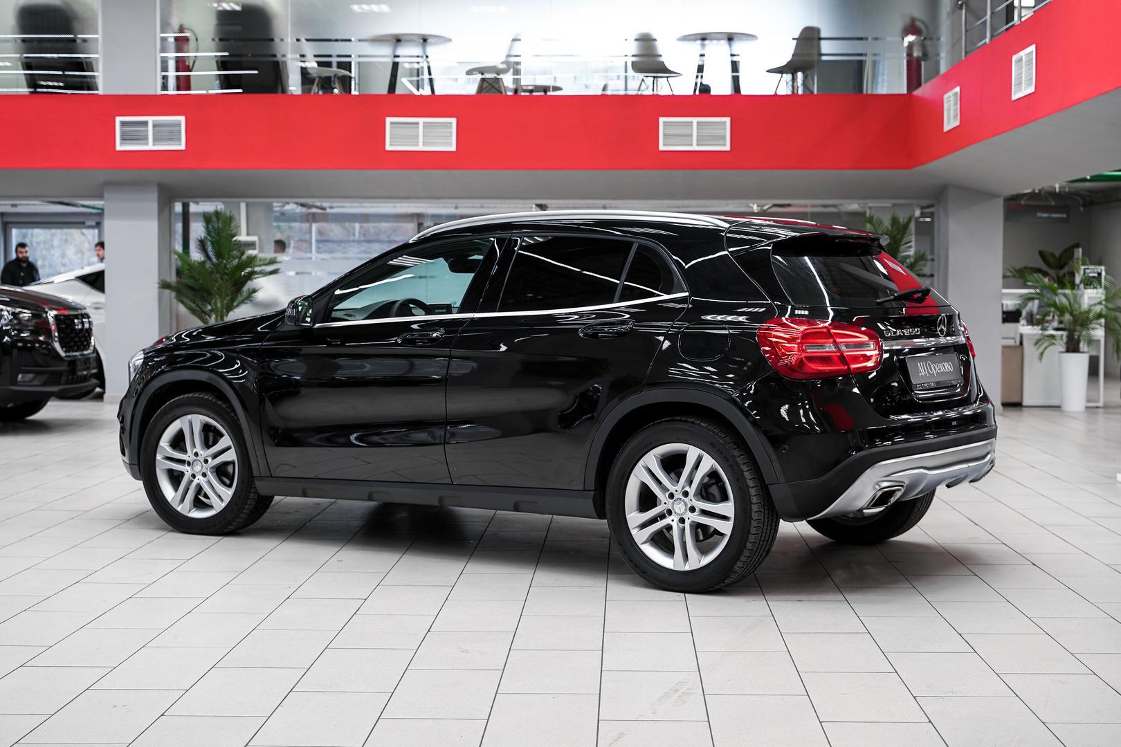 Mercedes-Benz GLA 2015, черный, ДЦ Орехово