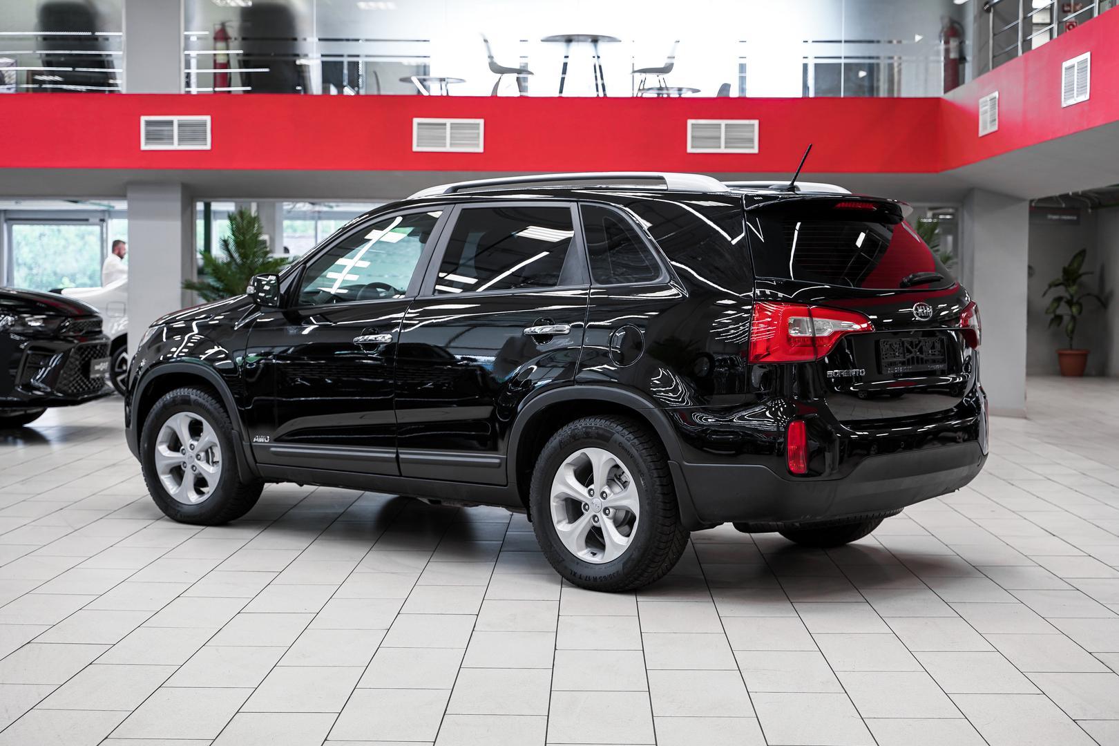 Kia Sorento 2014, черный, ДЦ Орехово
