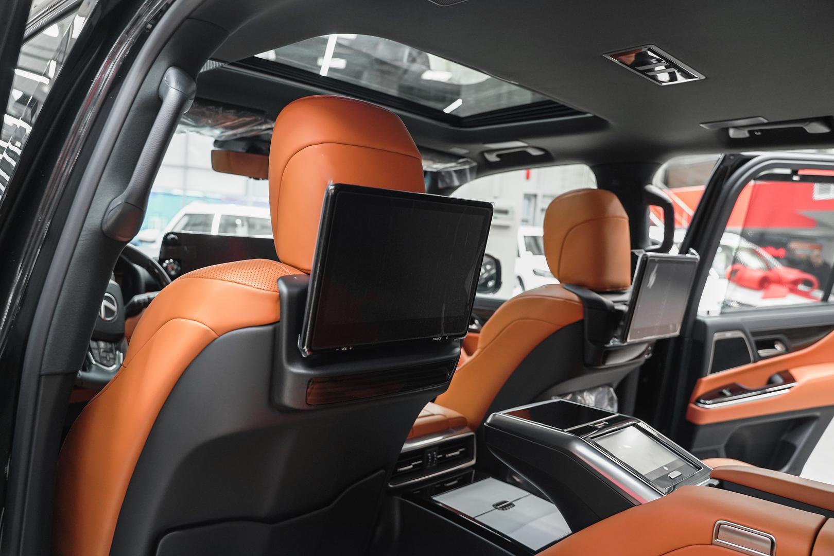 Lexus LX 2025, черный, ДЦ Орехово