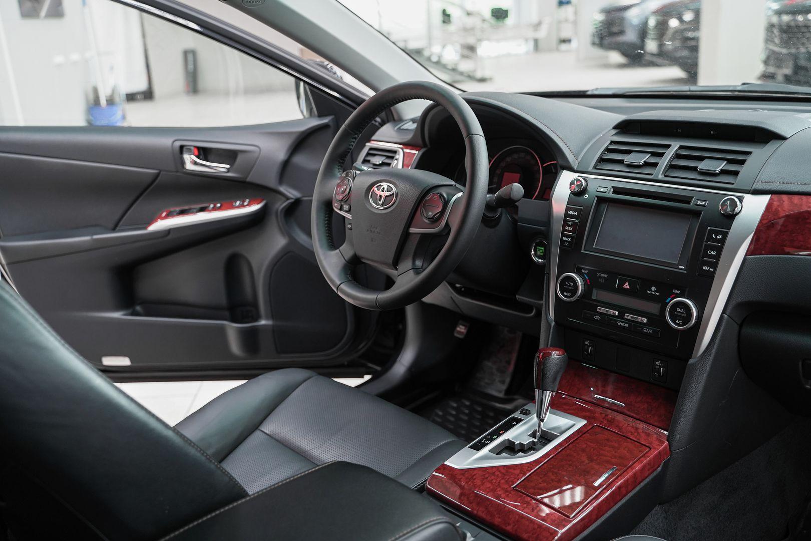 Toyota Camry 2014, черный, ДЦ Орехово