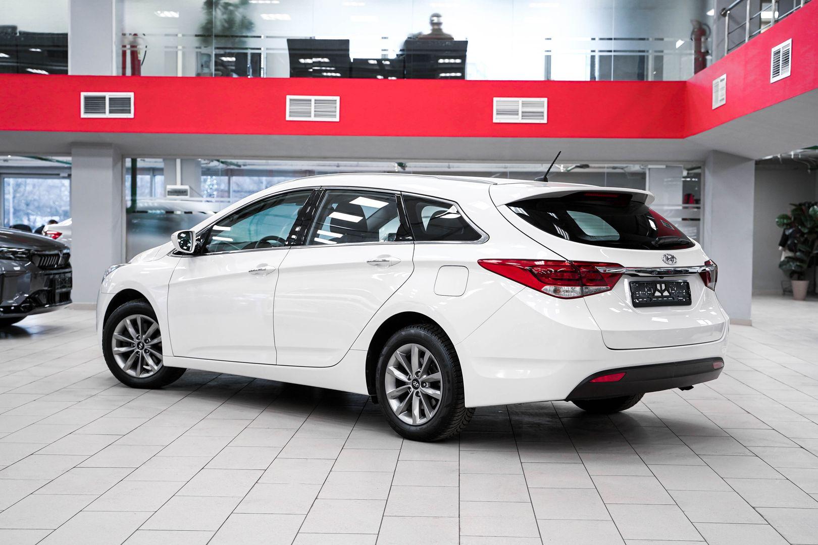 Hyundai i40 2016, белый, ДЦ Орехово
