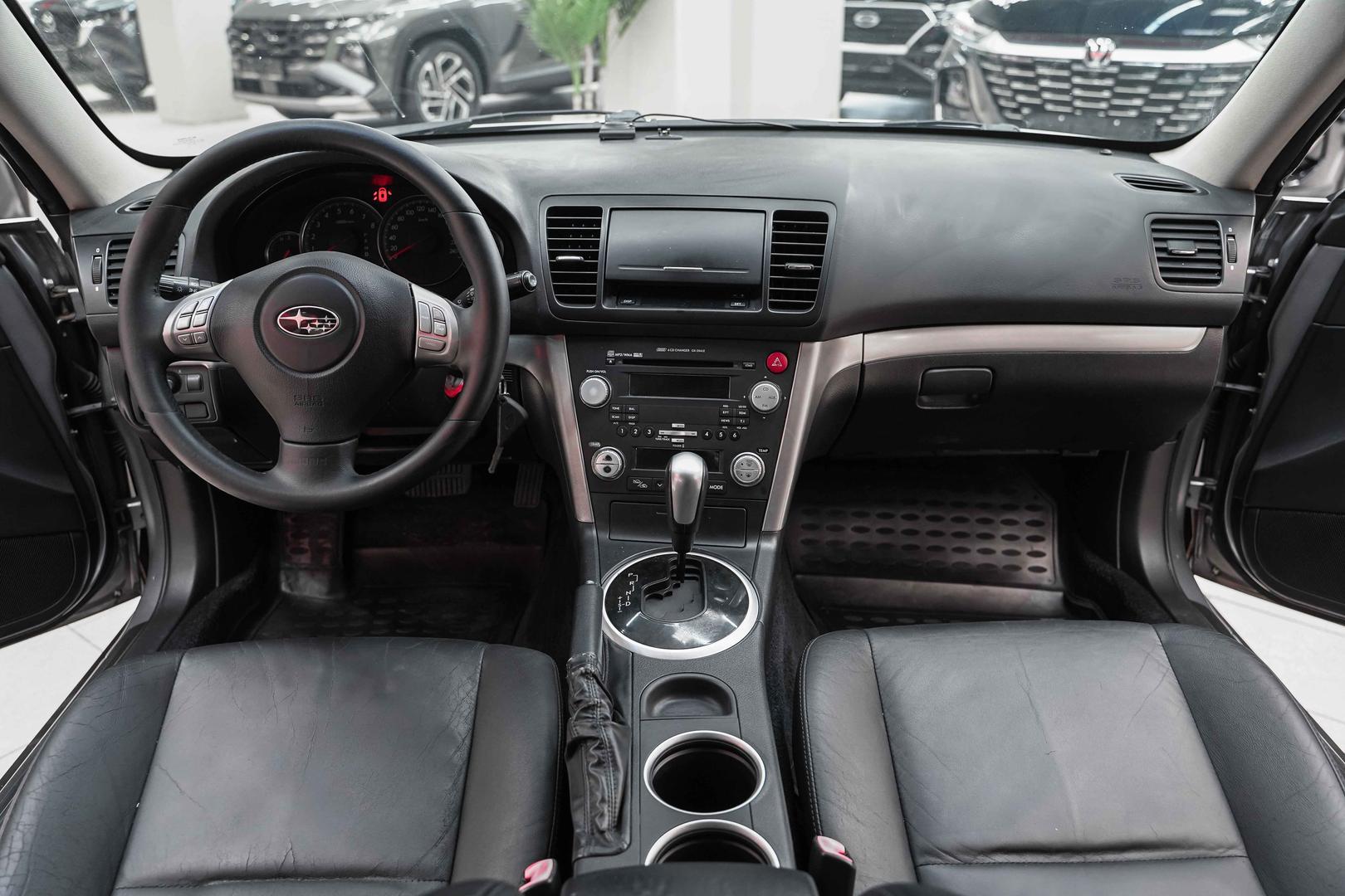 Subaru Outback 2008, серебряный, ДЦ Орехово