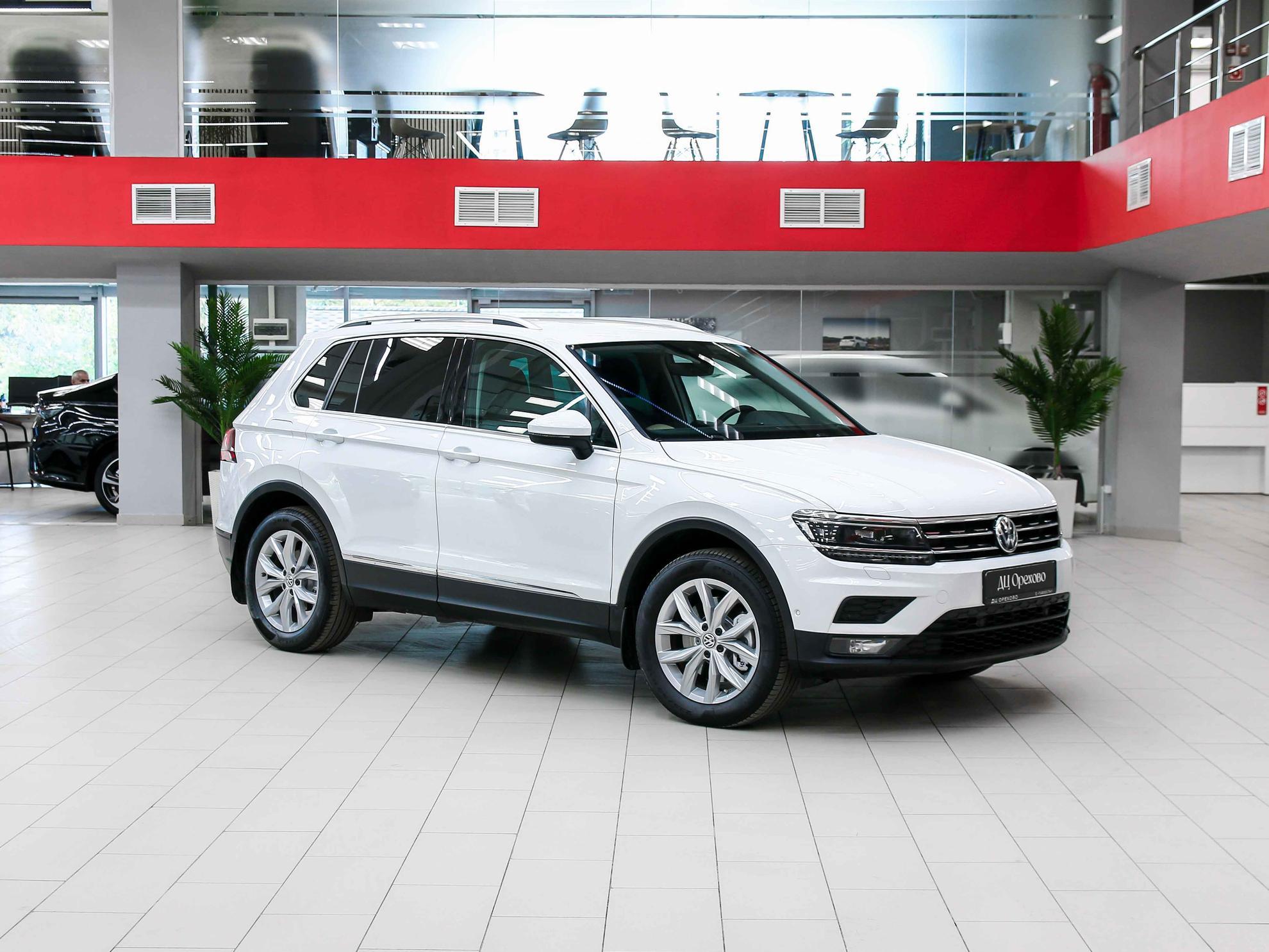 Volkswagen Tiguan 2019, белый, ДЦ Орехово