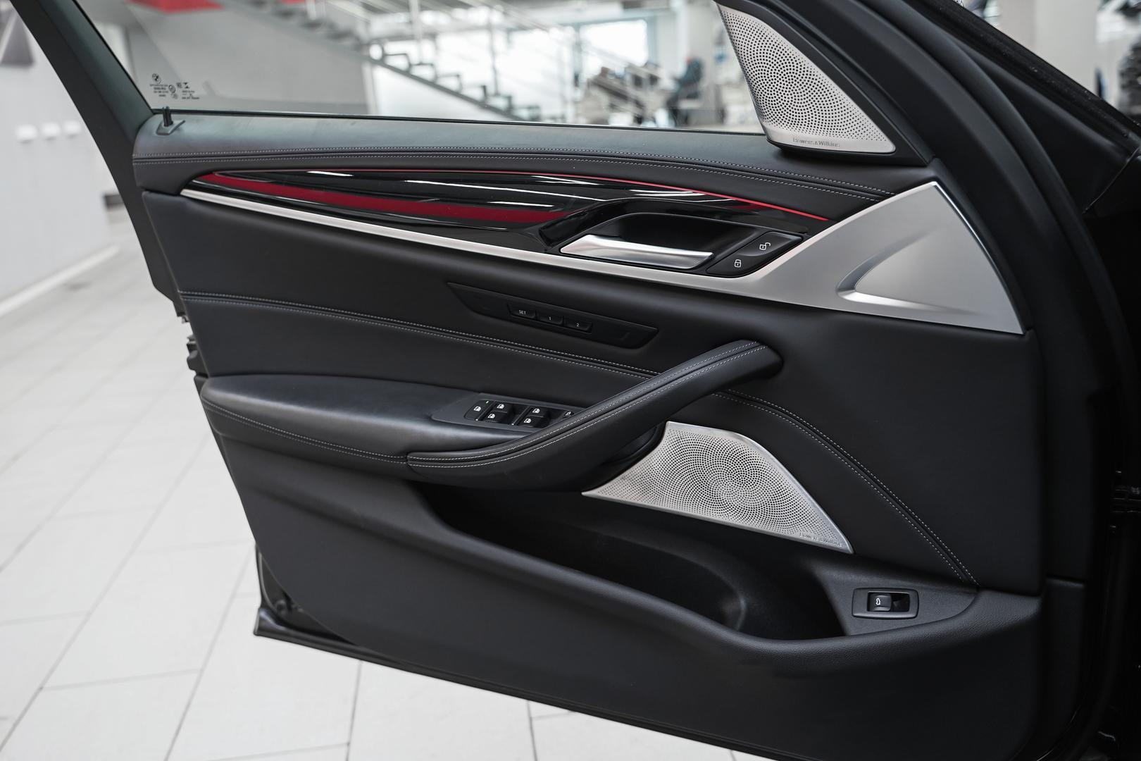 BMW M5 2020, черный, ДЦ Орехово