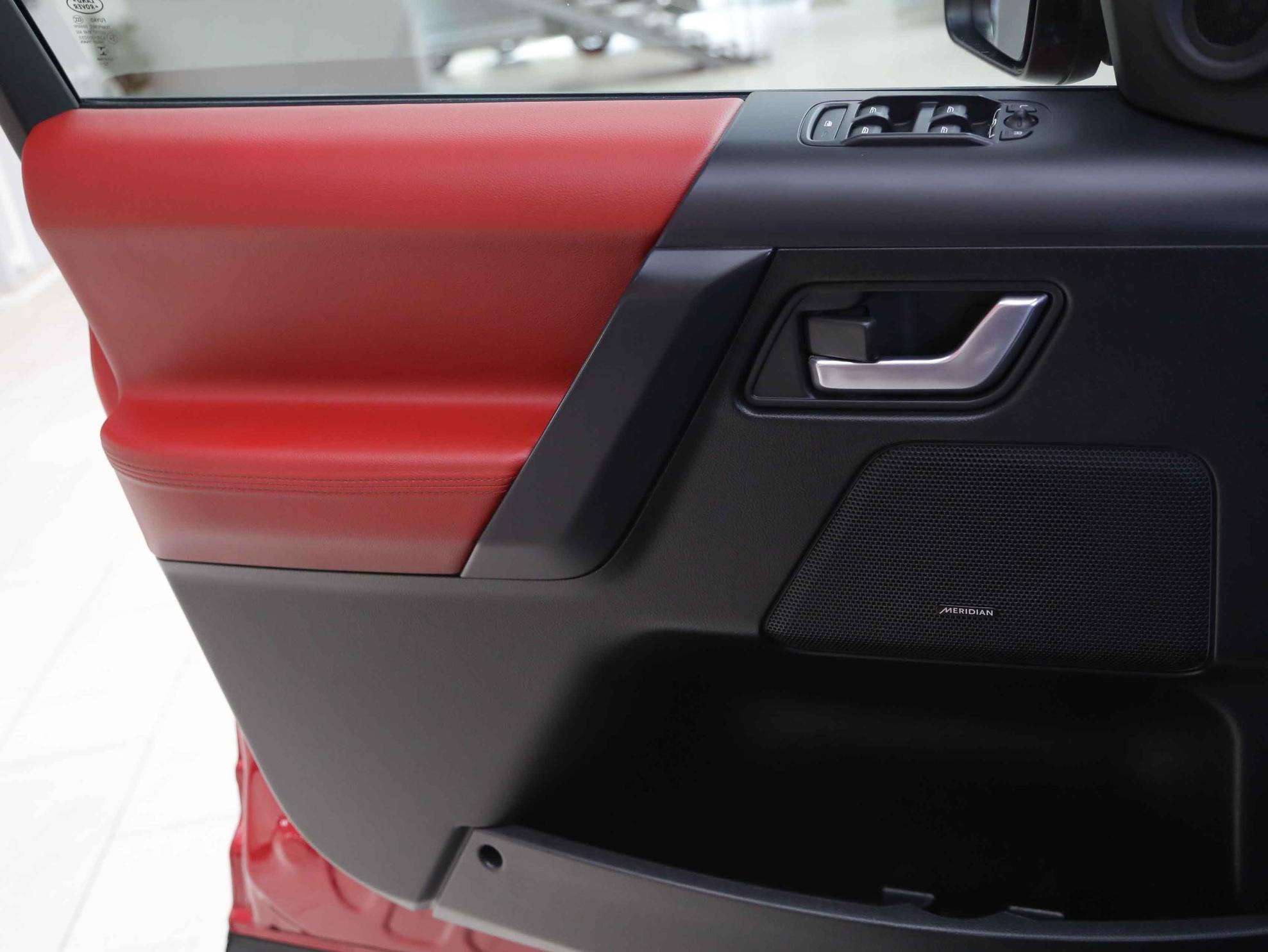 Land Rover Freelander 2013, красный, ДЦ Орехово