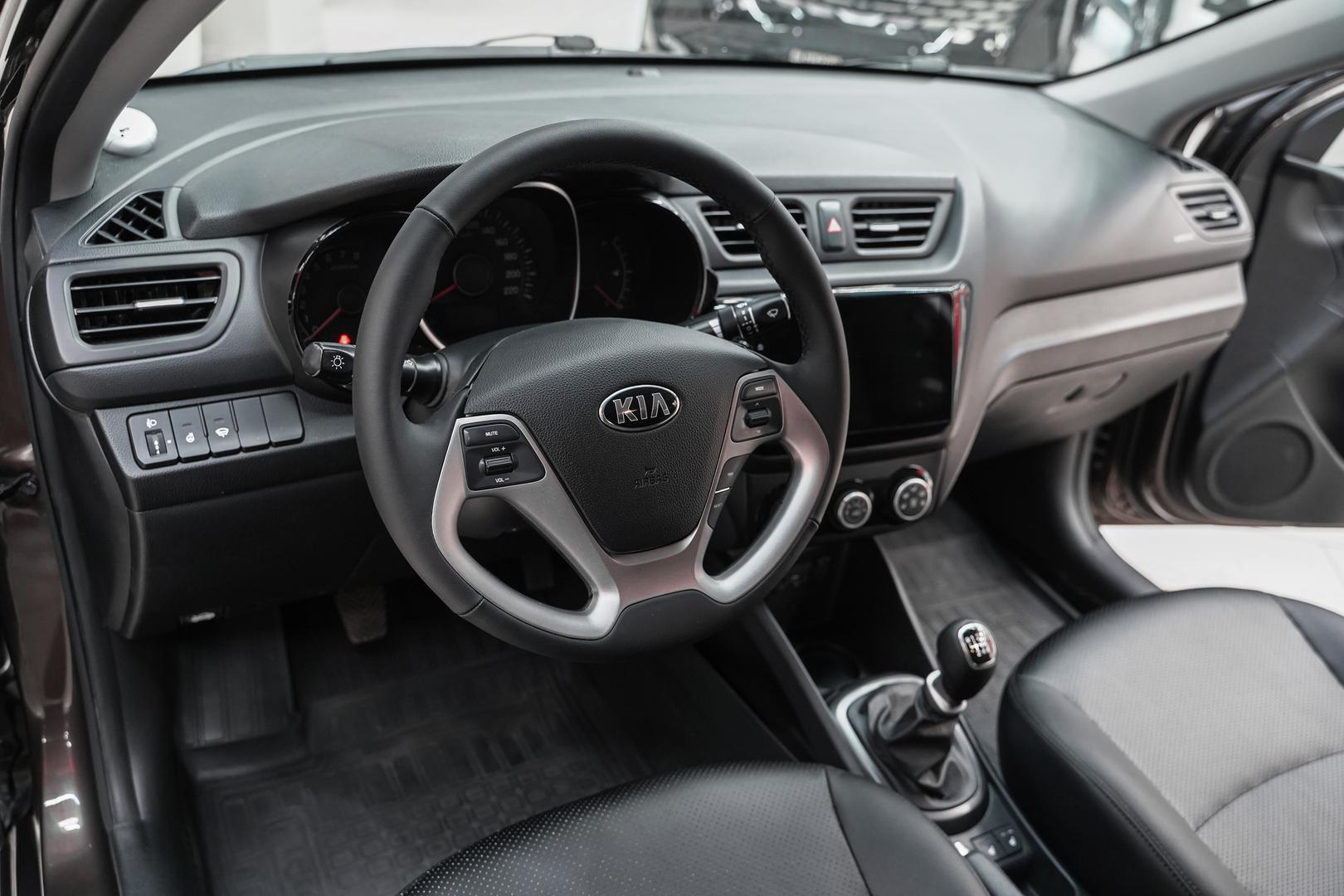 Kia Rio 2016, коричневый, ДЦ Орехово