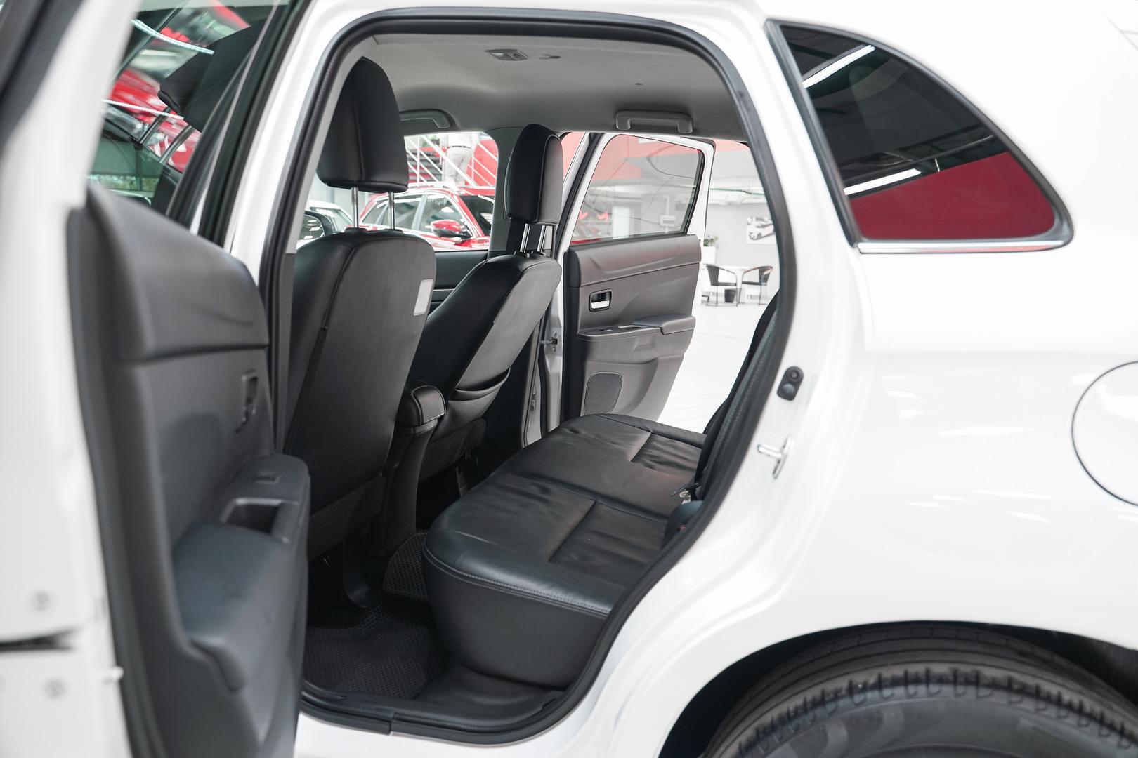 Mitsubishi ASX 2013, белый, ДЦ Орехово