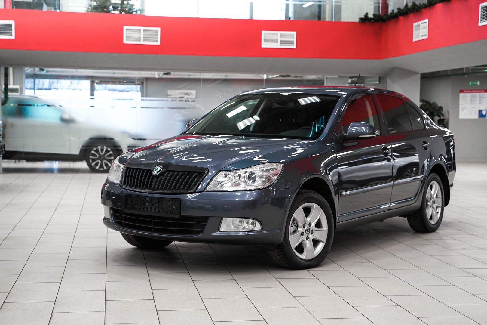Skoda Octavia 2011, серый, ДЦ Орехово