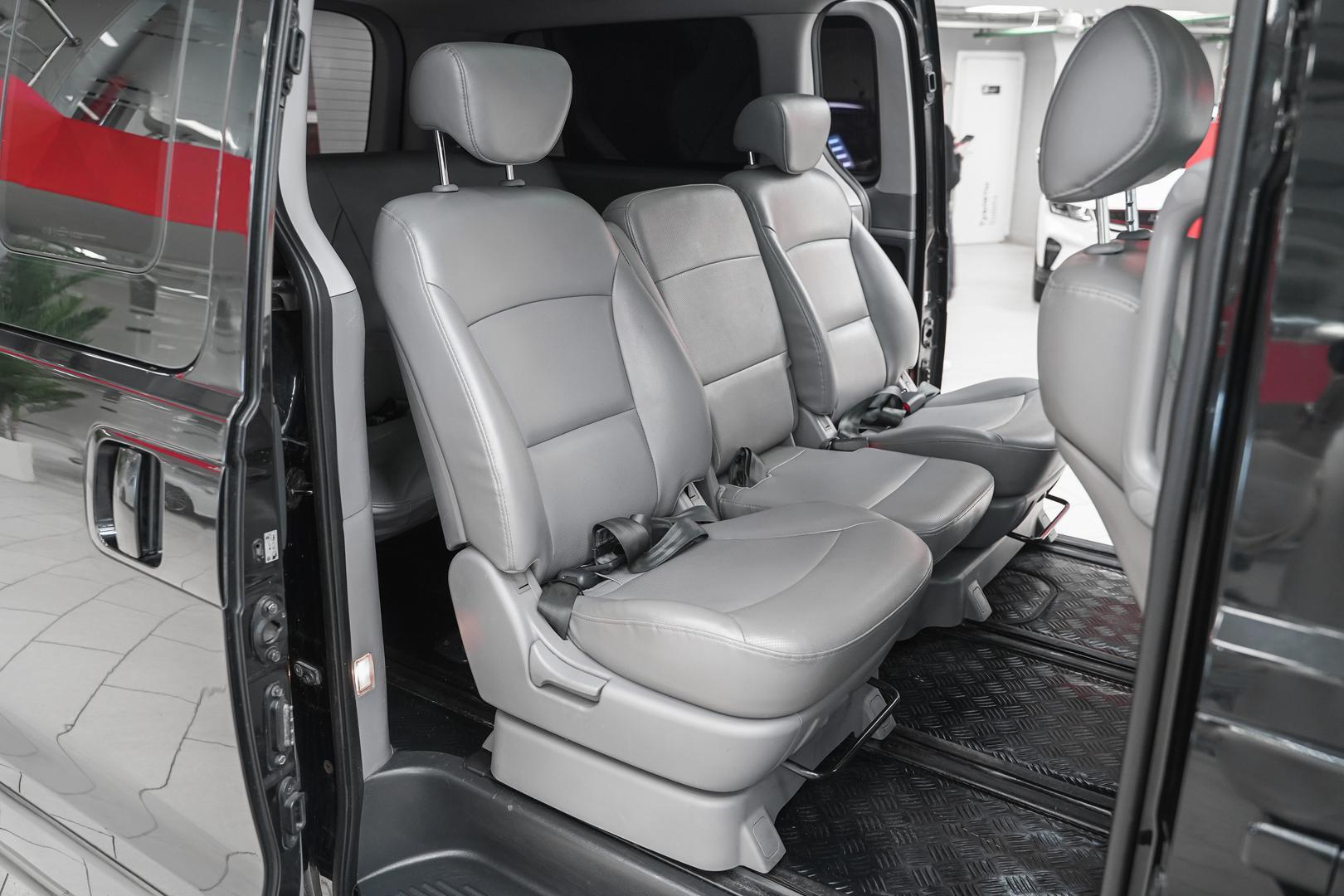 Hyundai Grand Starex 2012, черный, ДЦ Орехово