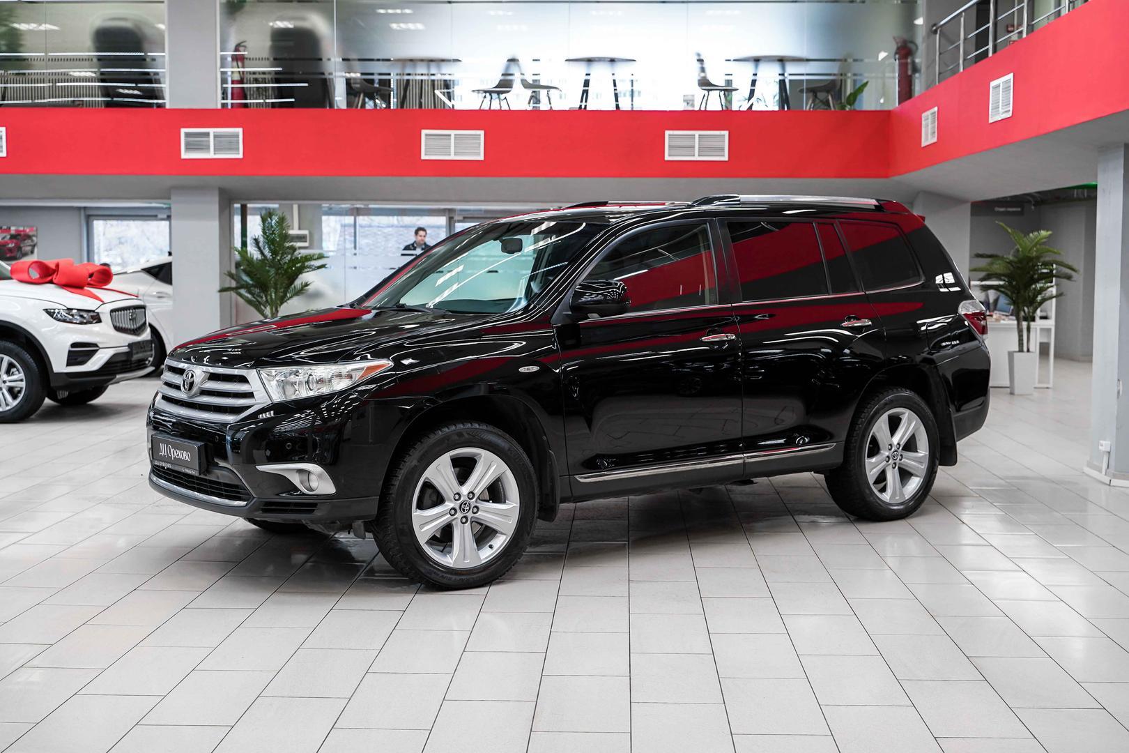 Toyota Highlander 2012, черный, ДЦ Орехово