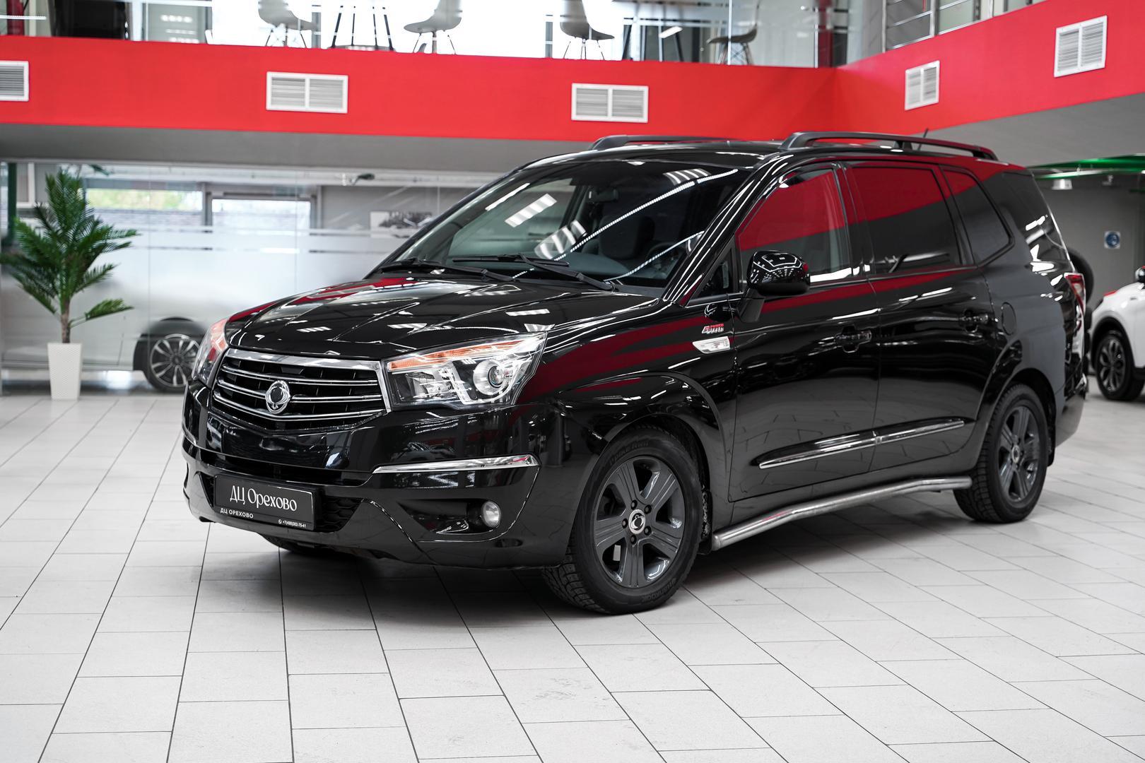 SsangYong Stavic 2014, черный, ДЦ Орехово