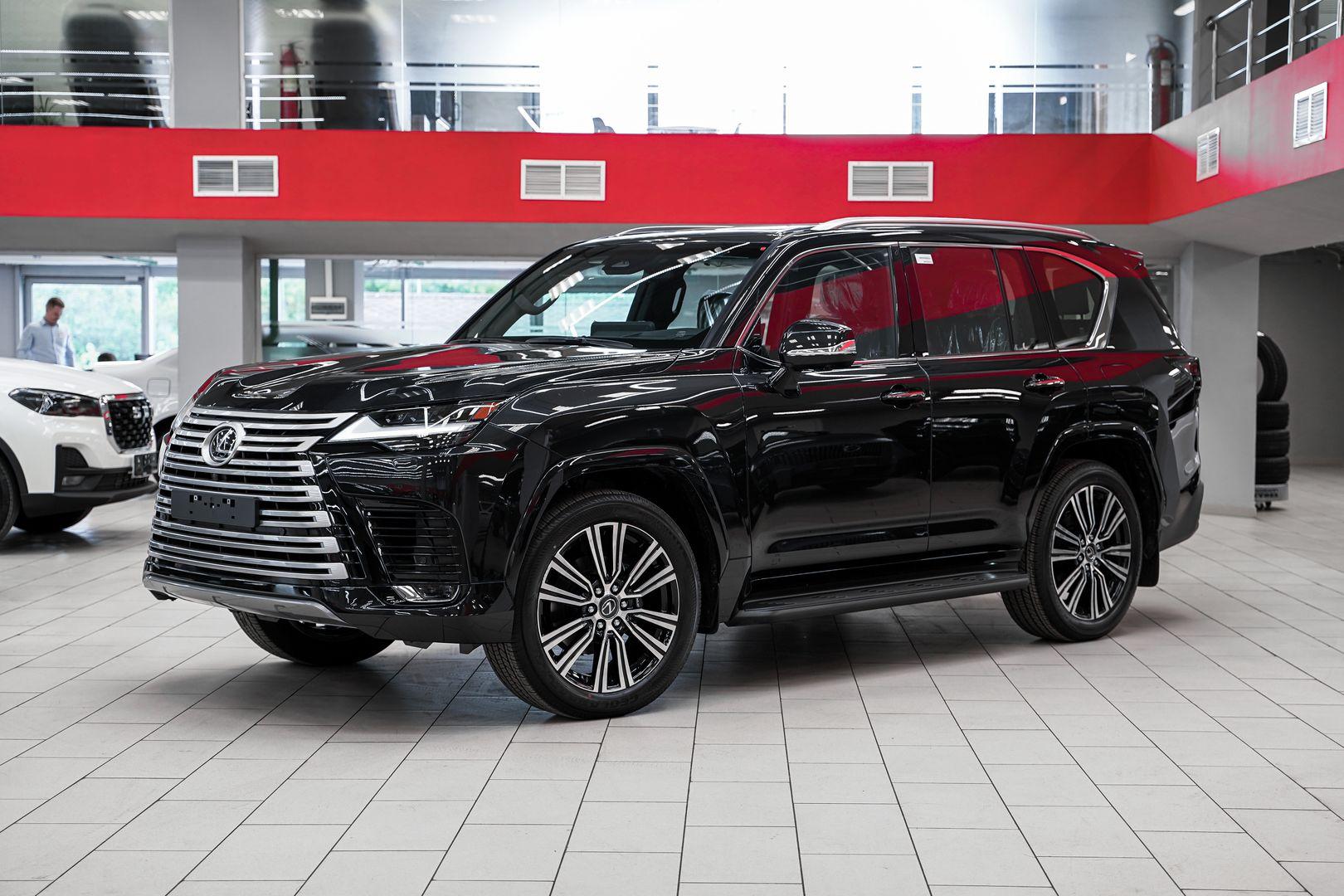 Lexus LX 2025, черный, ДЦ Орехово