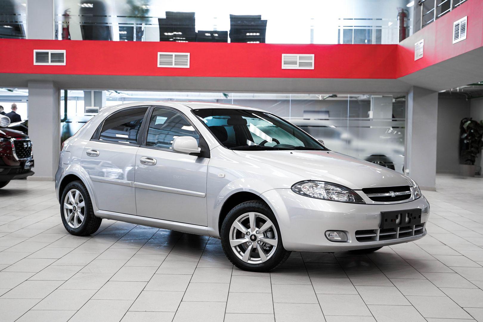 Chevrolet Lacetti 2012, серебряный, ДЦ Орехово
