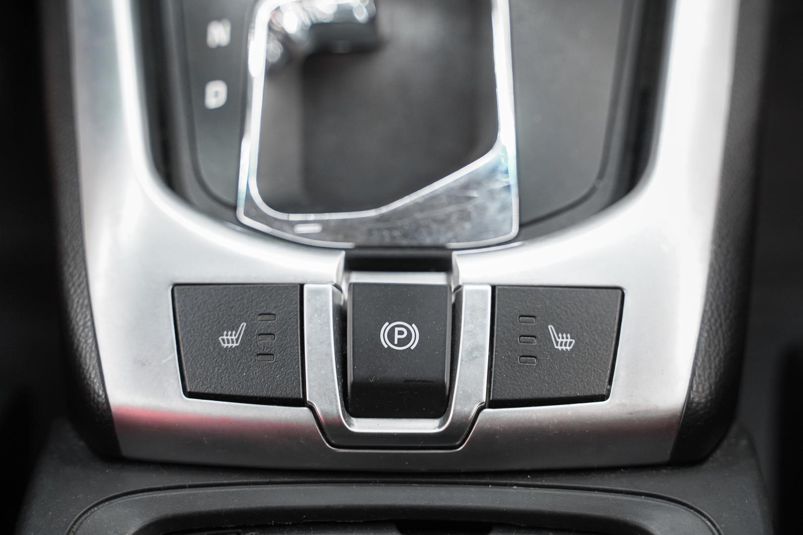 Opel Antara 2012, белый, ДЦ Орехово