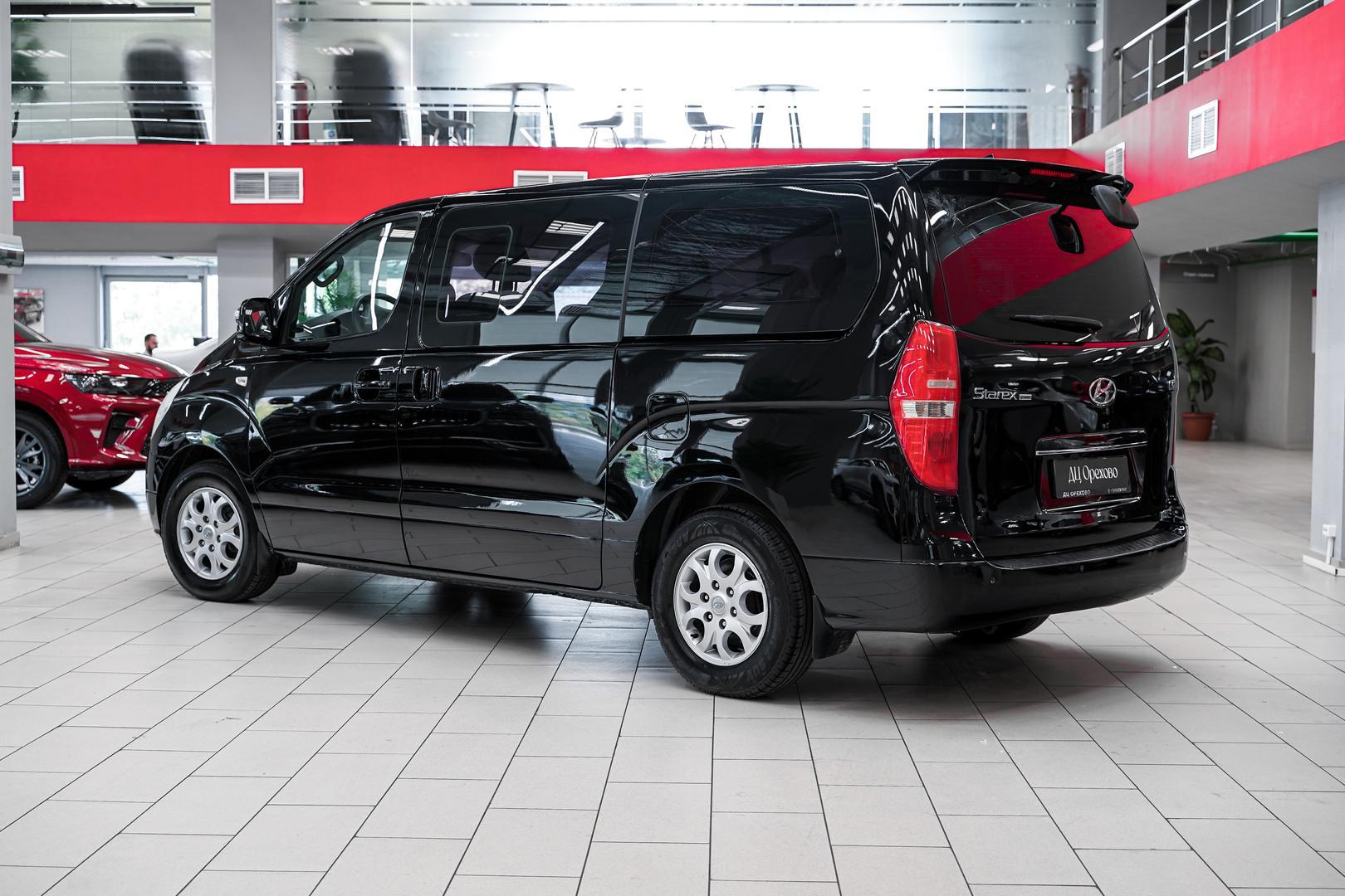 Hyundai Grand Starex 2013, черный, ДЦ Орехово