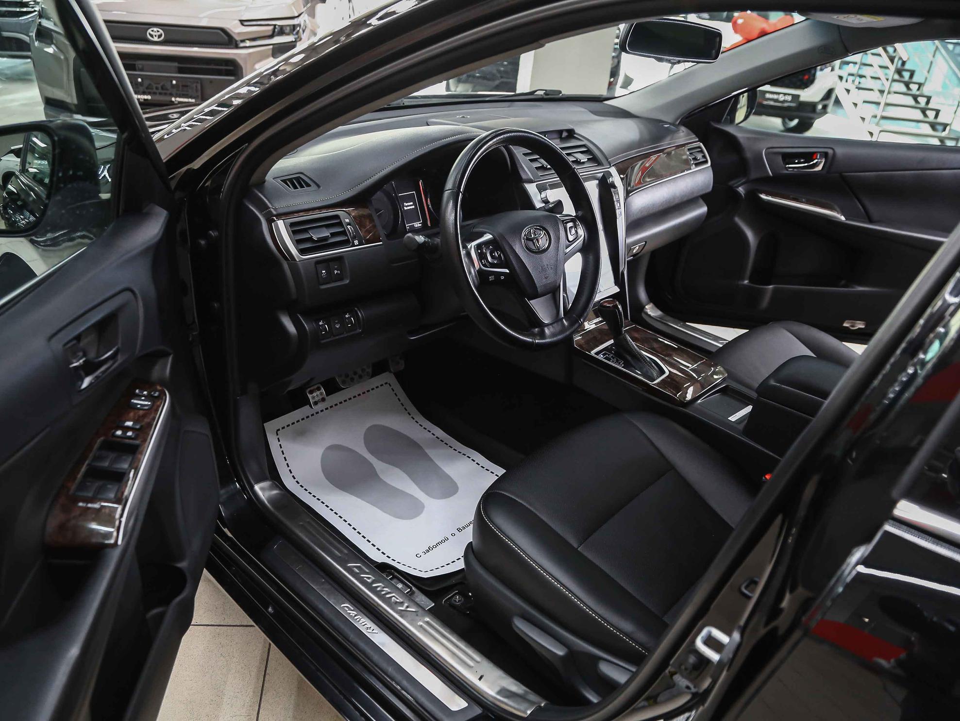 Toyota Camry 2017, белый, ДЦ Орехово