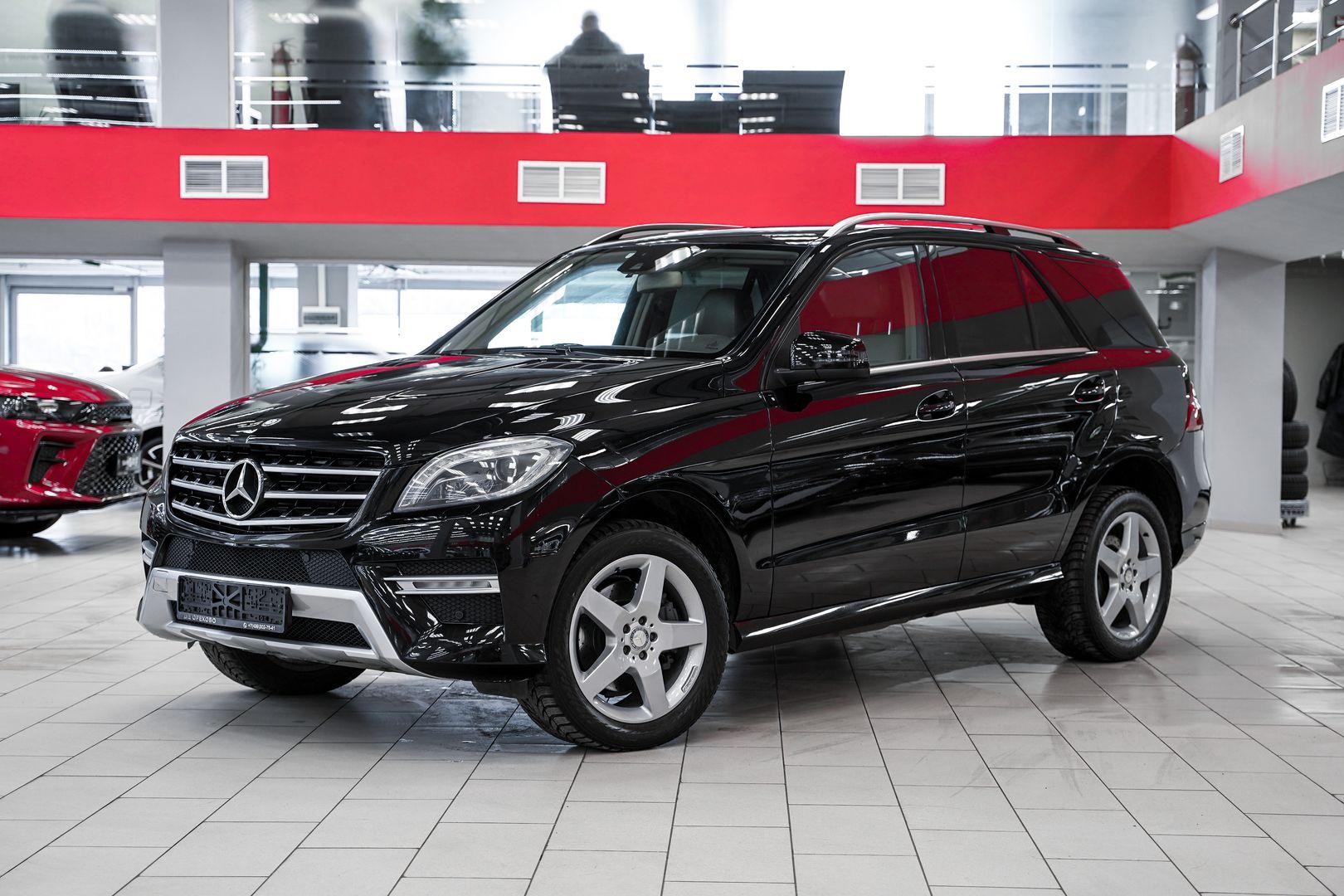 Mercedes-Benz M-Класс 2012, черный, ДЦ Орехово