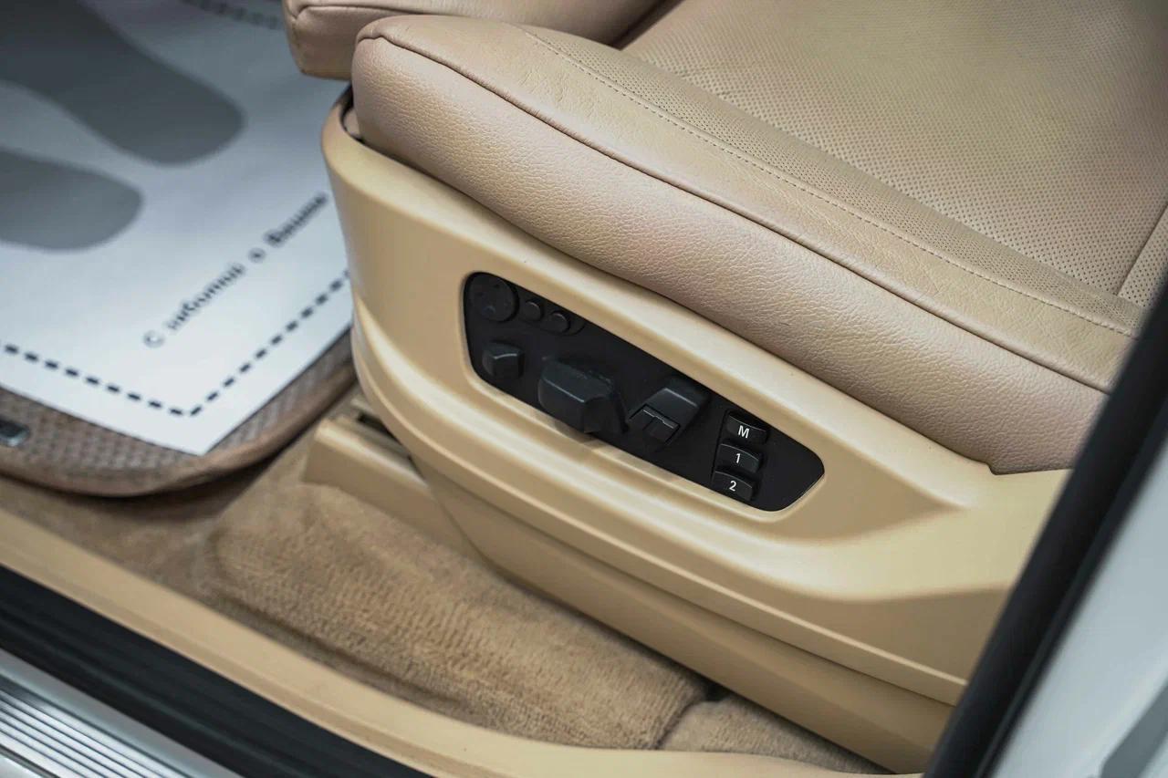 BMW X5 2011, белый, ДЦ Орехово