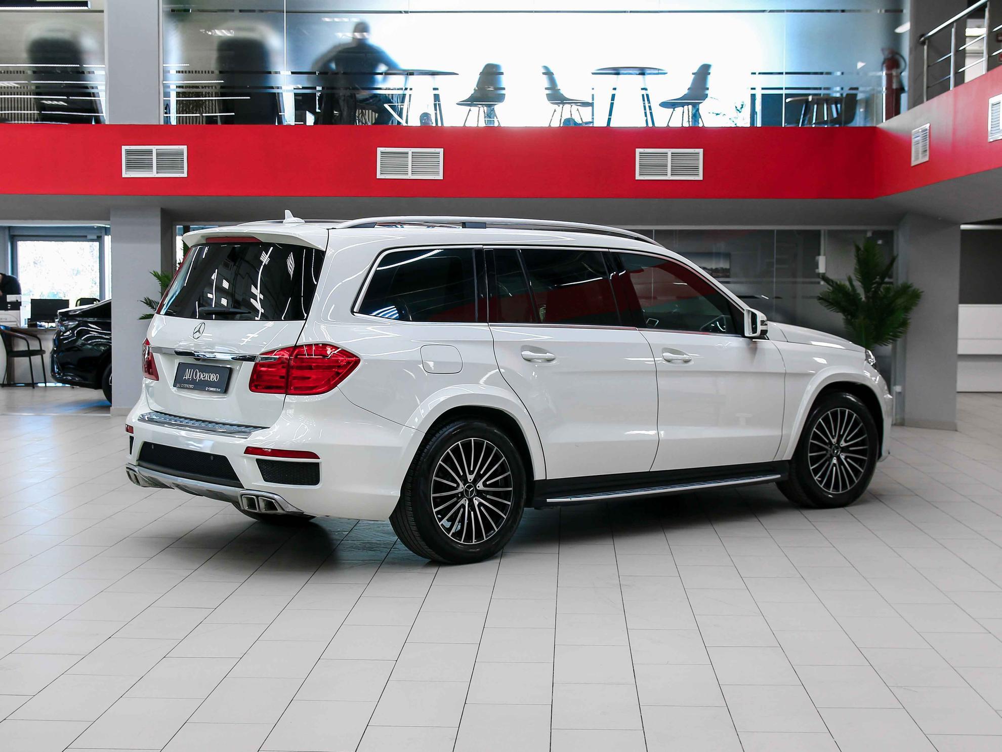 Mercedes-Benz GL-Класс 2013, белый, ДЦ Орехово