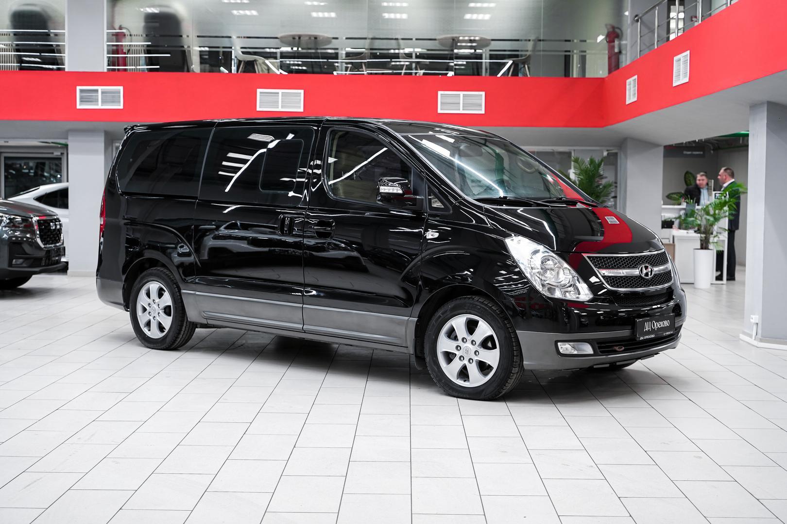 Hyundai Grand Starex 2012, черный, ДЦ Орехово