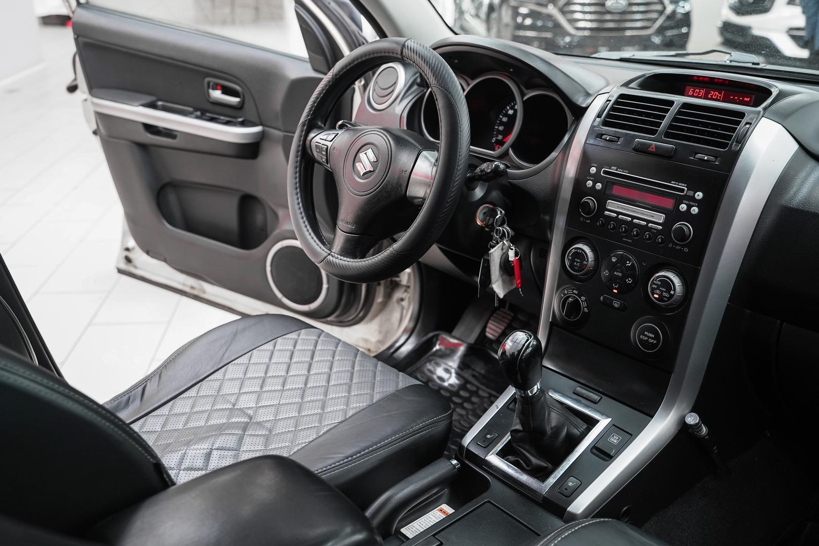Suzuki Grand Vitara 2008, бежевый, ДЦ Орехово