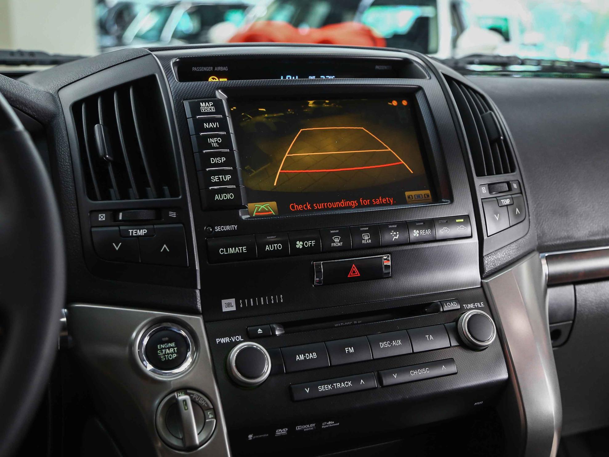 Toyota Land Cruiser 2011, черный, ДЦ Орехово