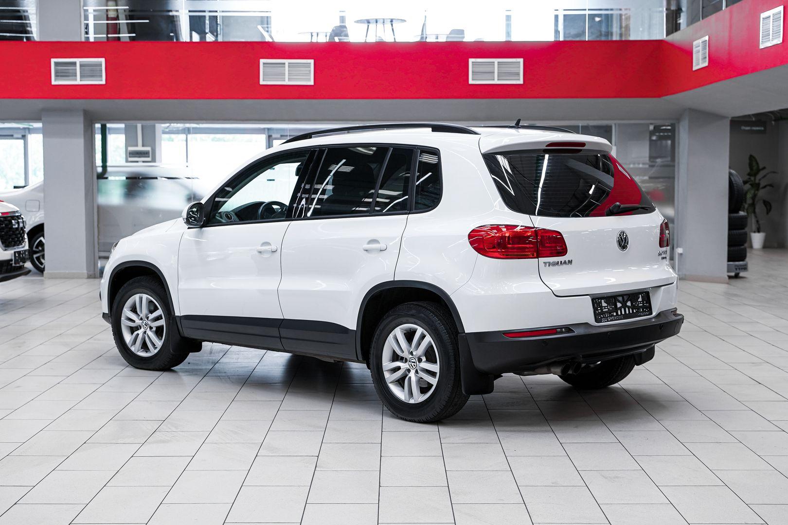 Volkswagen Tiguan 2014, белый, ДЦ Орехово