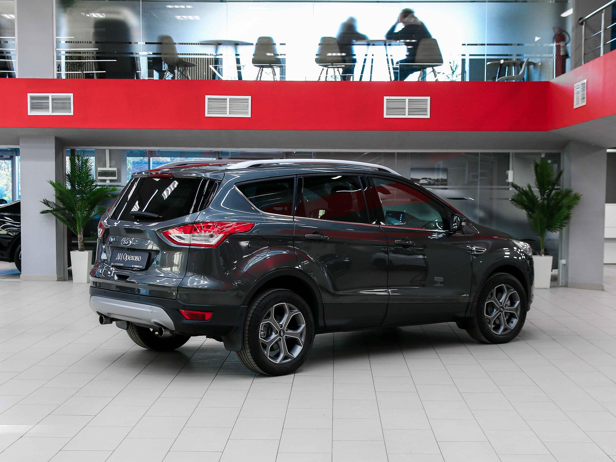 Ford Kuga 2015, серый, ДЦ Орехово