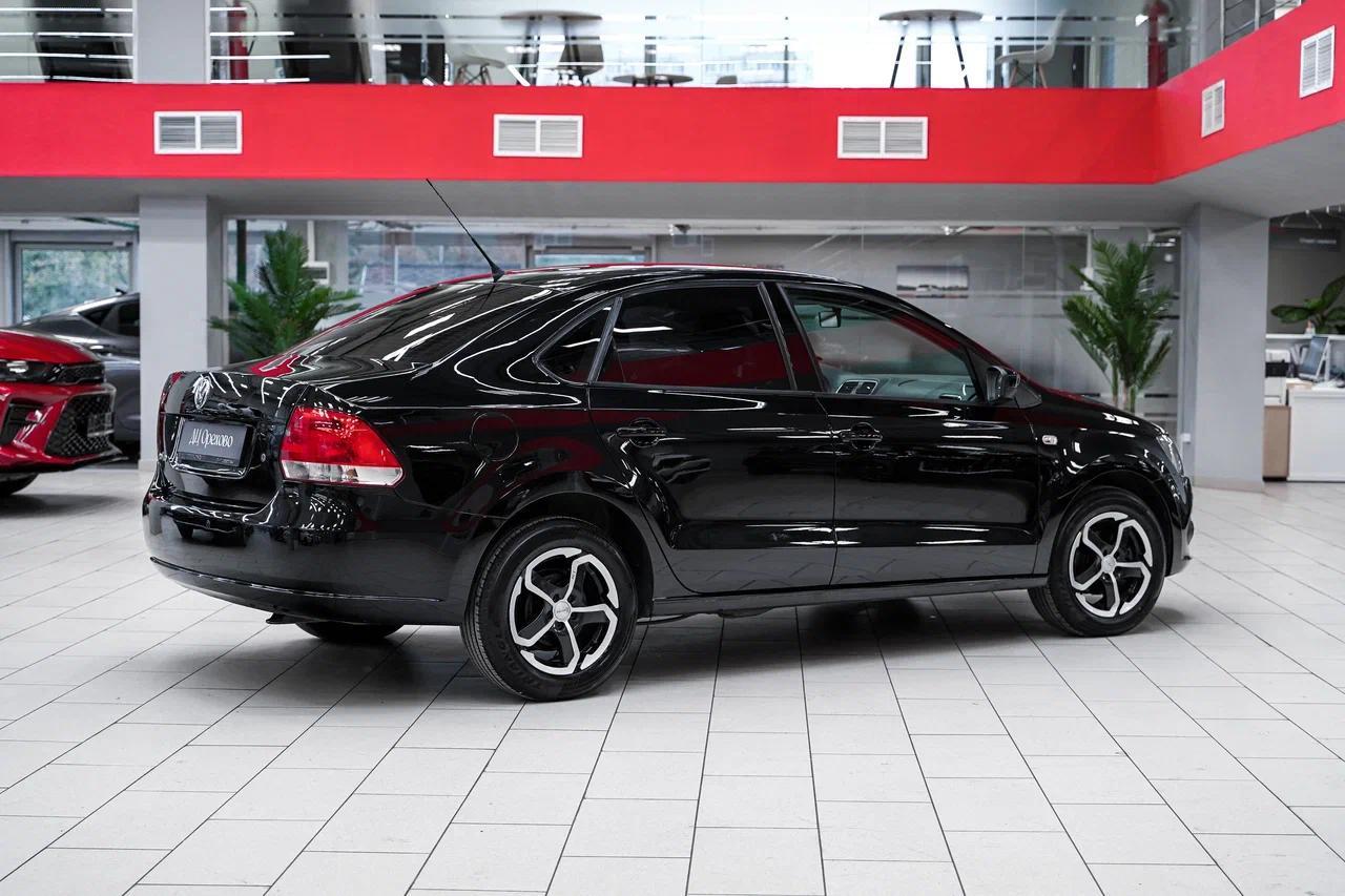 Volkswagen Polo 2012, черный, ДЦ Орехово