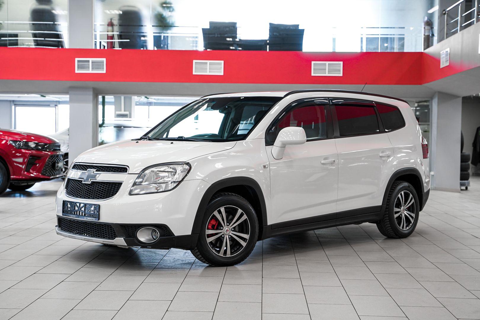 Chevrolet Orlando 2012, белый, ДЦ Орехово